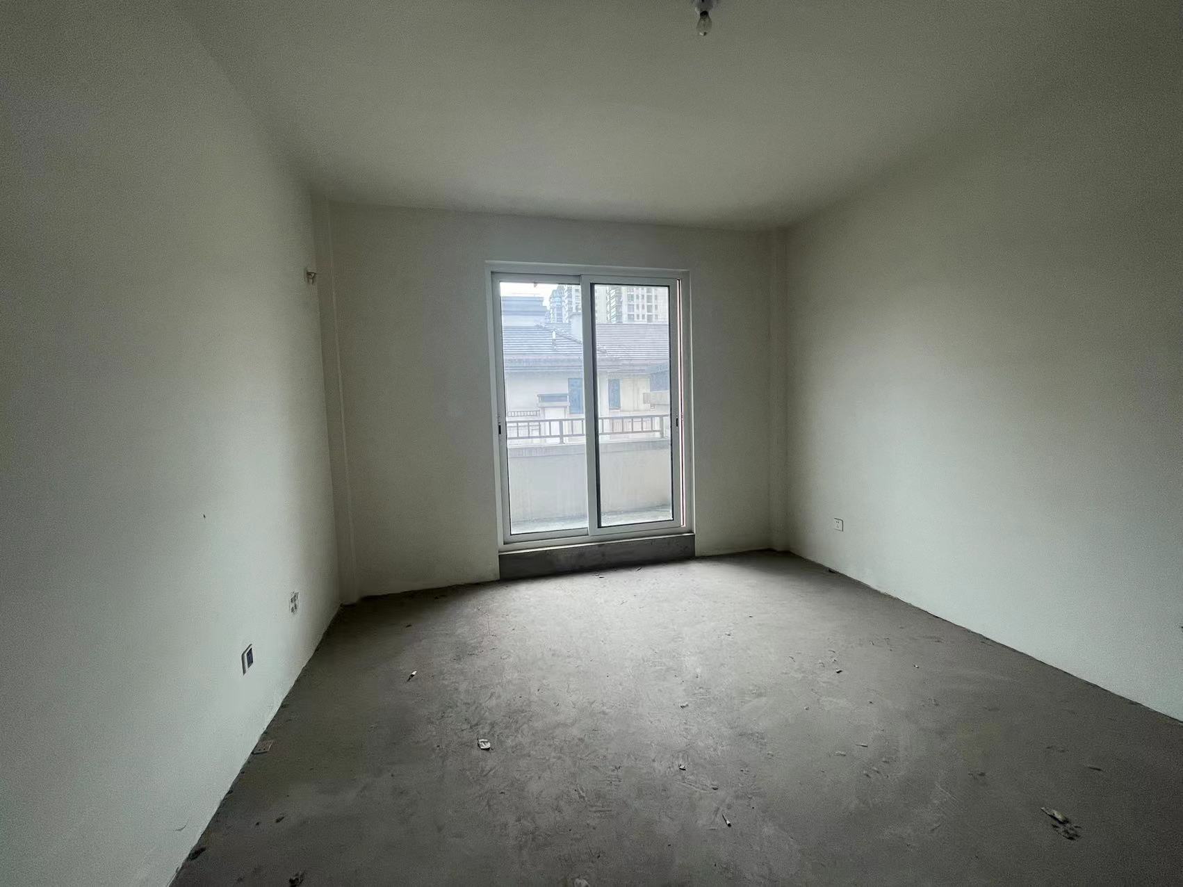 御景華庭 4室2厅2卫 385m&sup2;