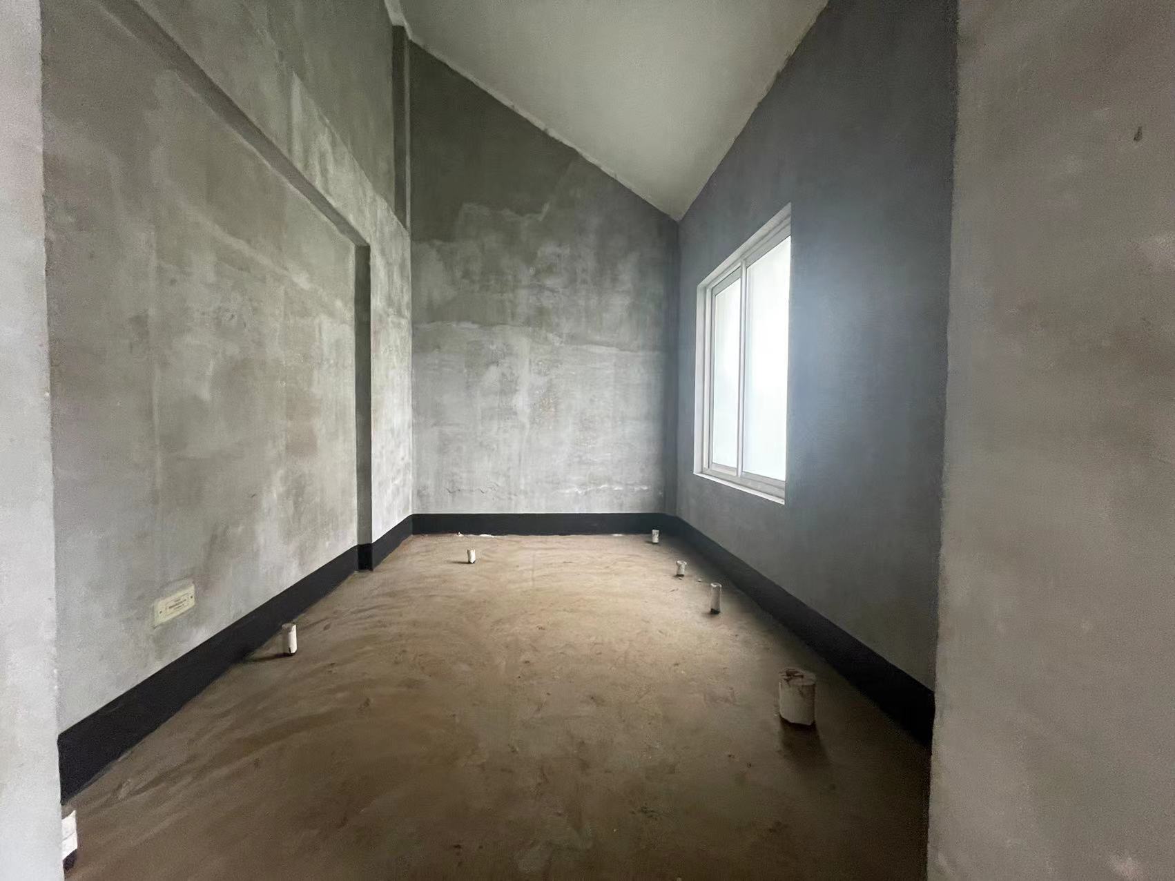 御景華庭 4室2厅2卫 385m&sup2;
