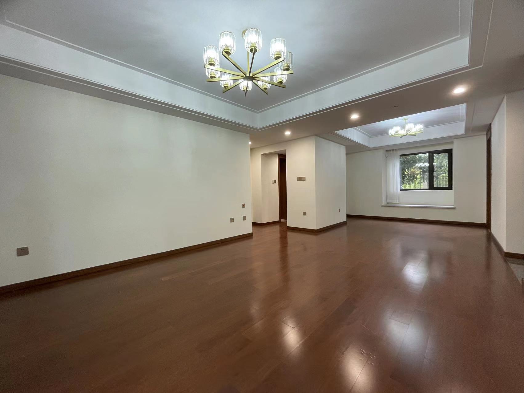 中南万科大都会 3室2厅2卫 125.25m&sup2;