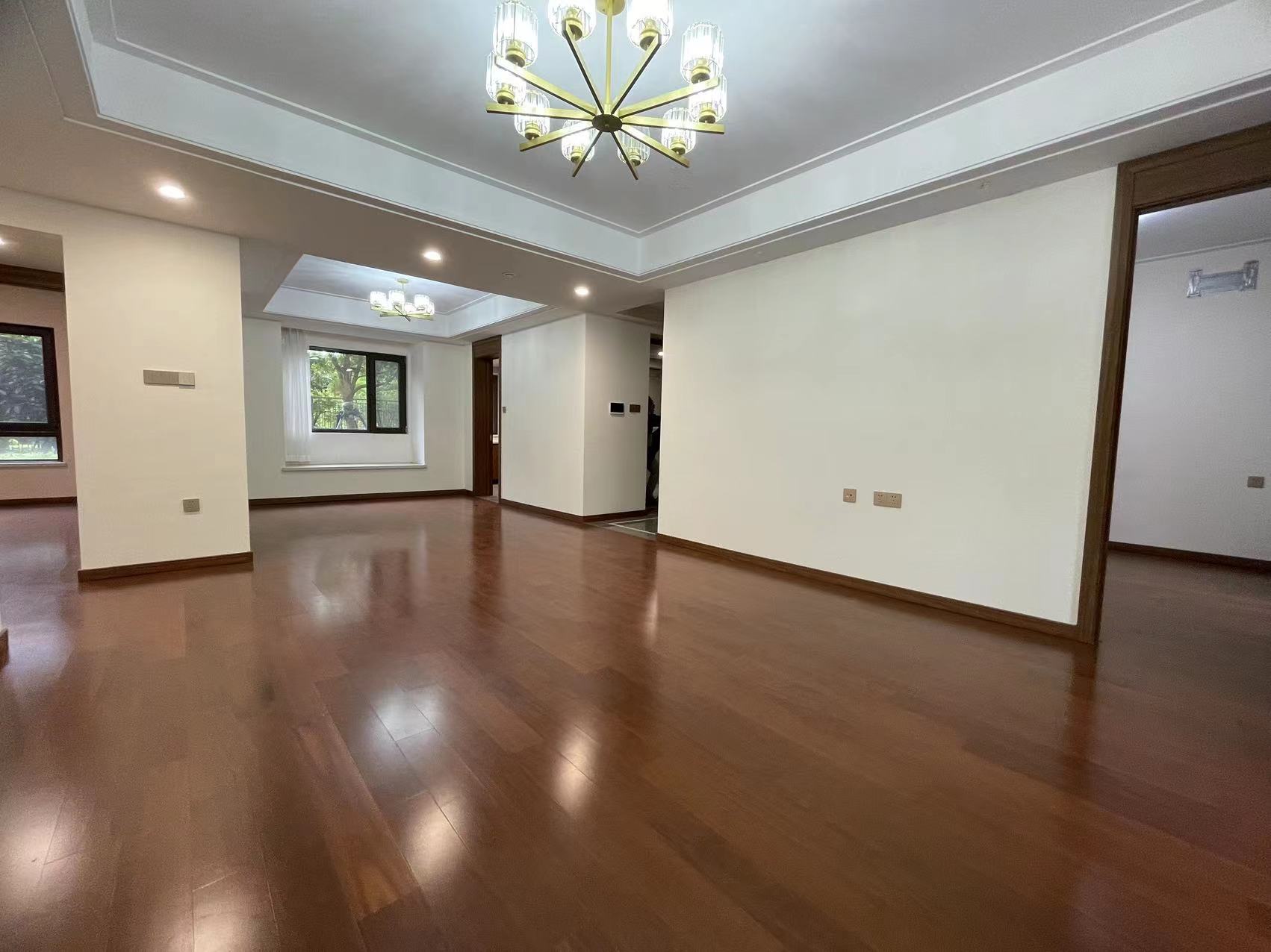中南万科大都会 3室2厅2卫 125.25m&sup2;
