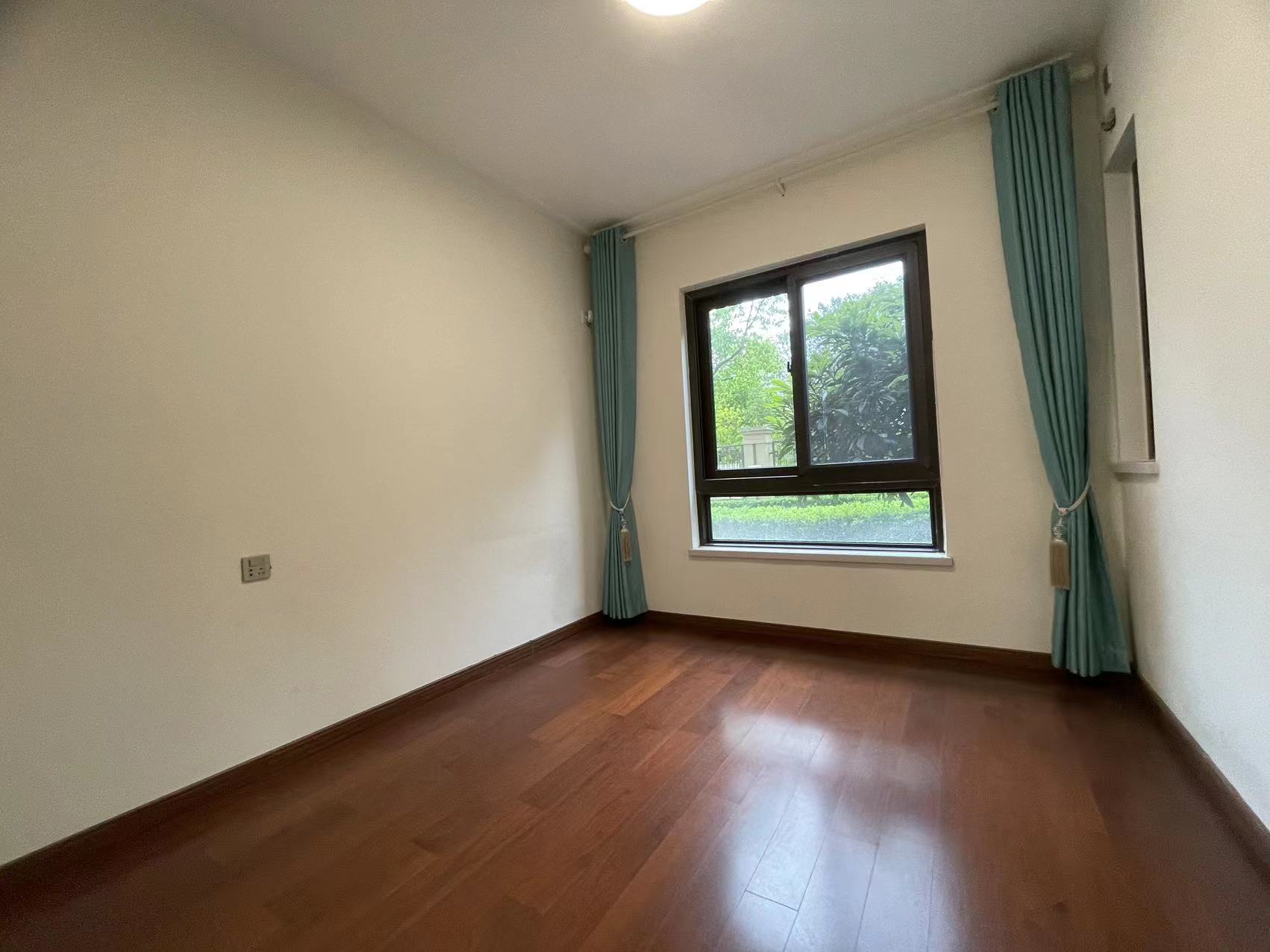 中南万科大都会 3室2厅2卫 125.25m&sup2;