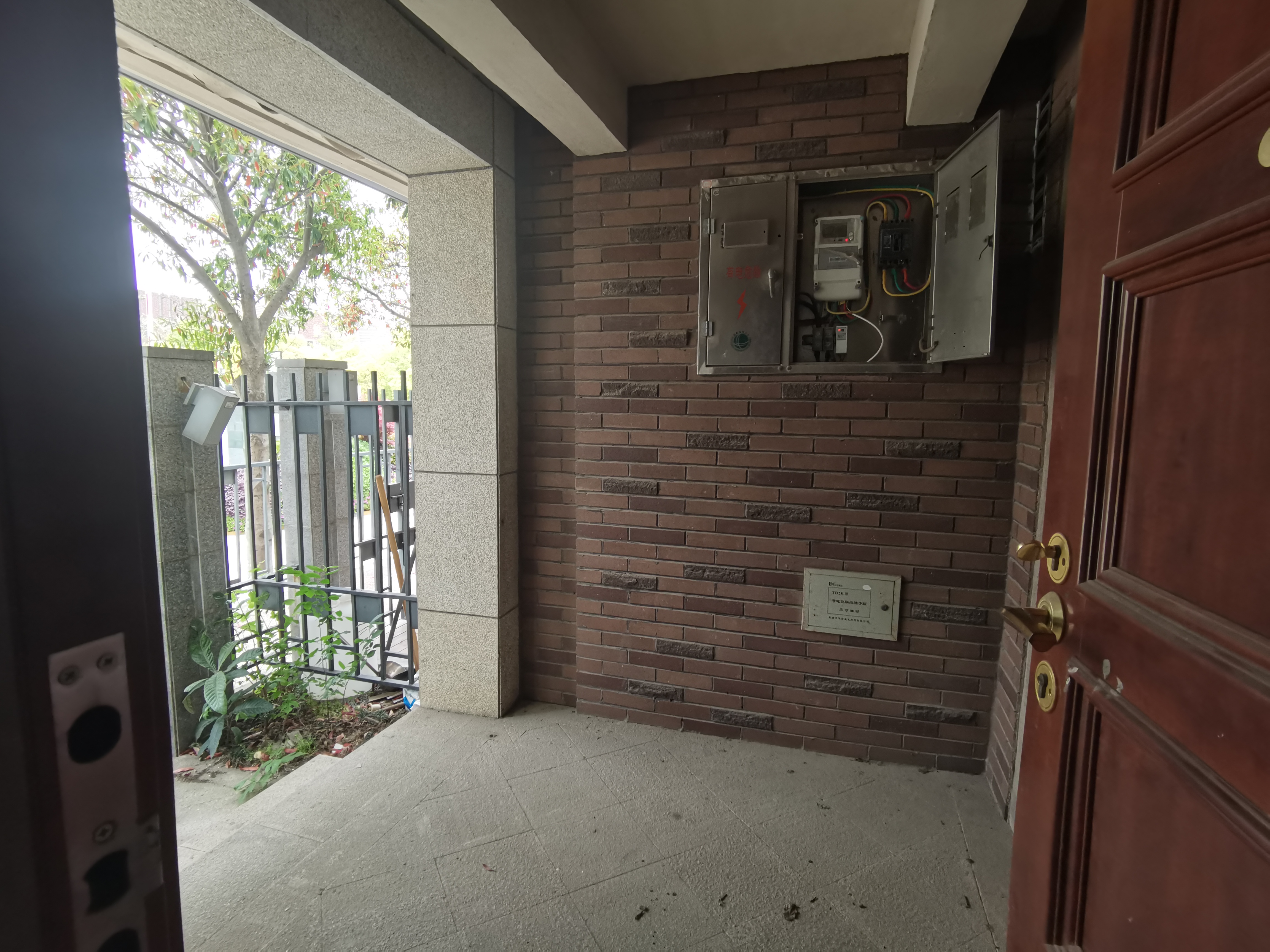山水壹号 5室2厅4卫 267.00m&sup2;
