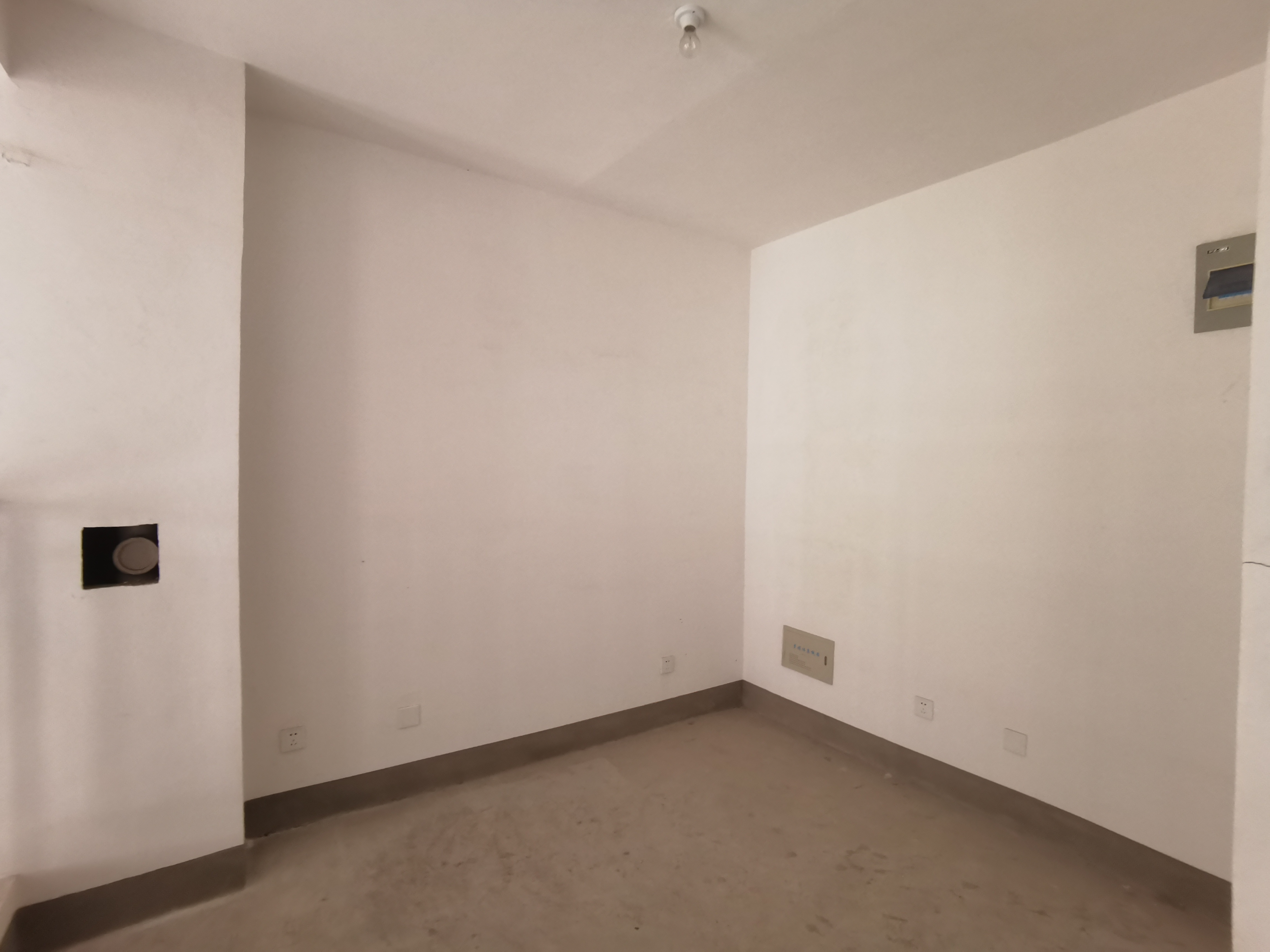 山水壹号 5室2厅4卫 267.00m&sup2;