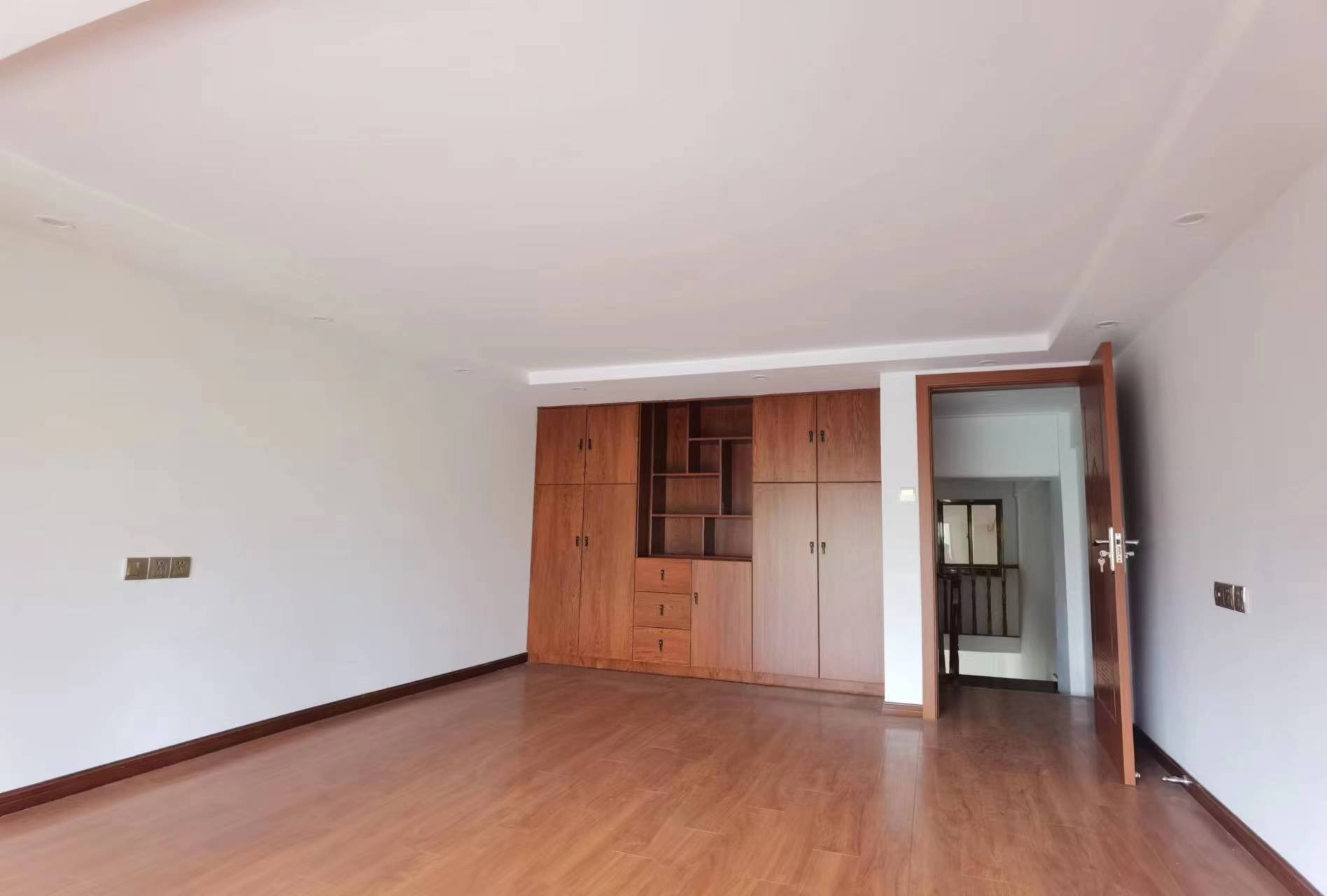 万达华府 3室4厅2卫 115.97m&sup2;
