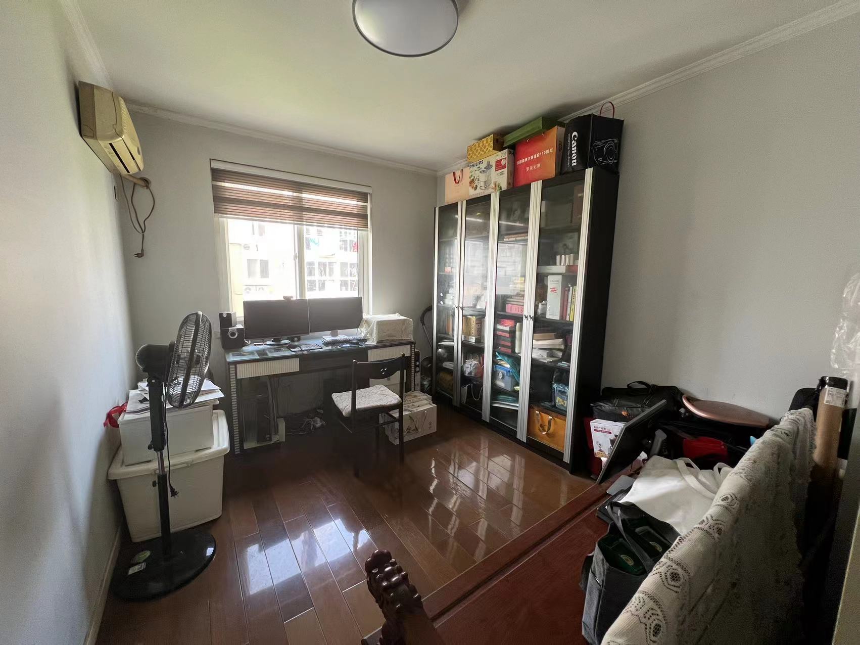 东昇花园 3室2厅2卫 149.00m²