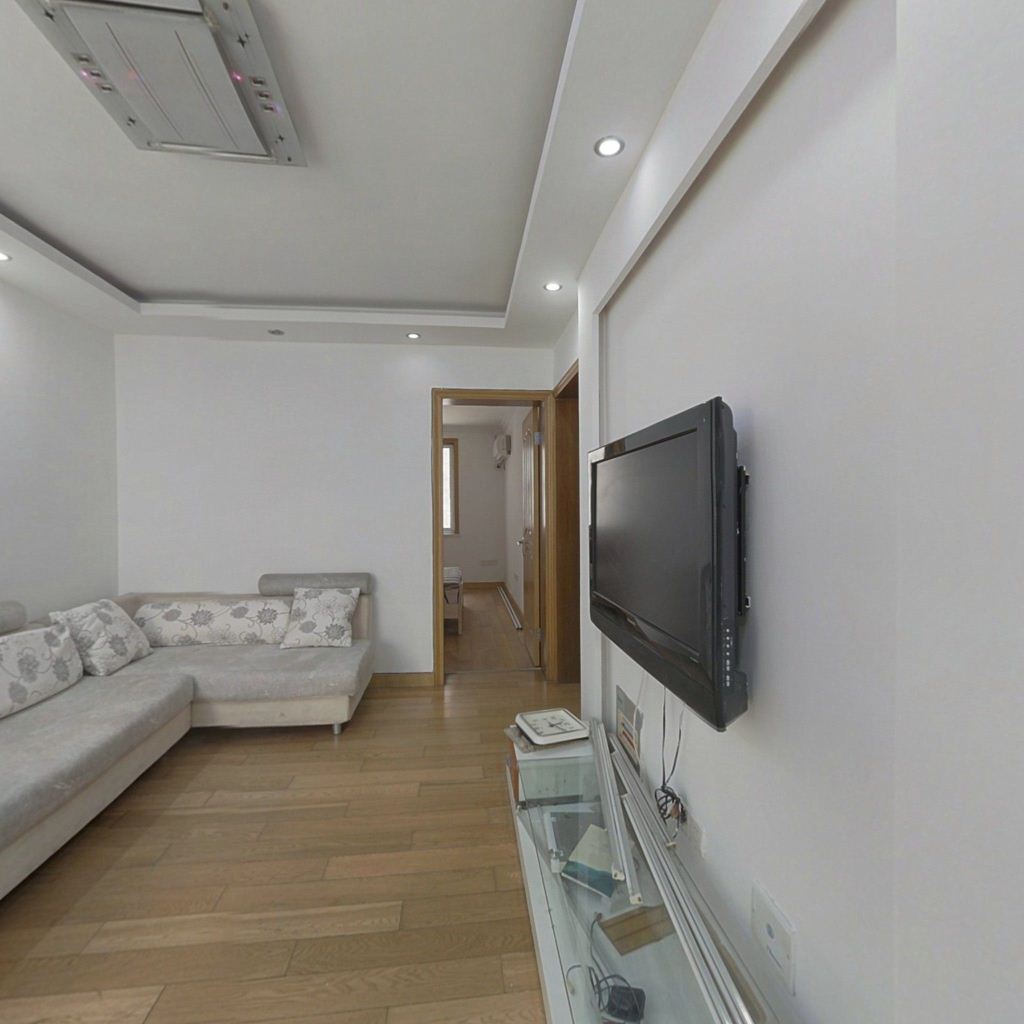 华威园 2室2厅1卫 67.5m&sup2;