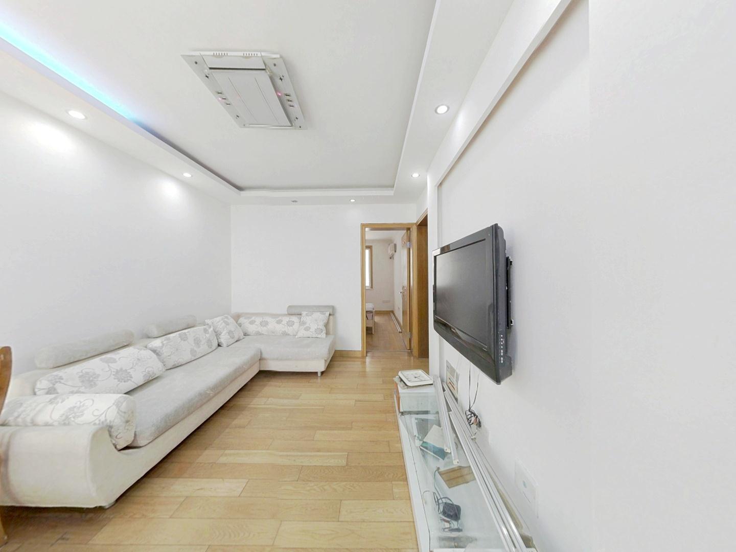 华威园 2室2厅1卫 67.5m&sup2;
