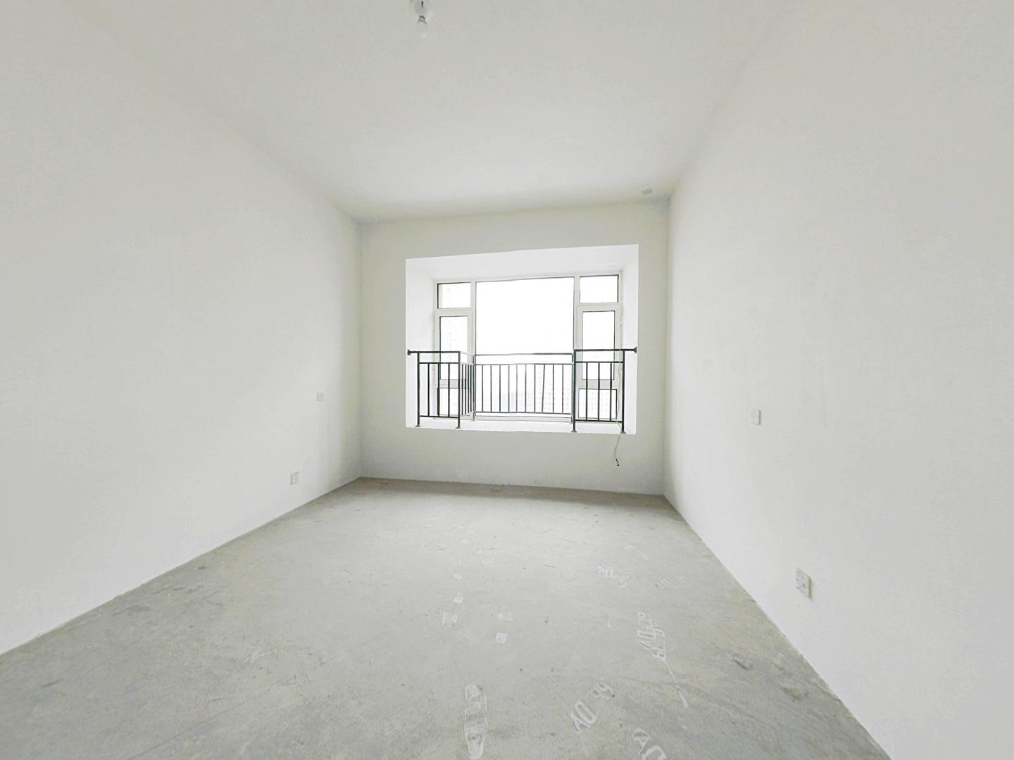 中南世纪花城三期 4室2厅3卫 330m&sup2;