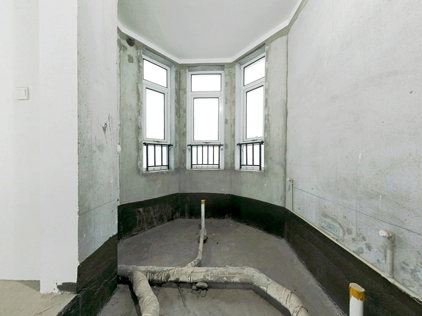 中南世纪花城三期 4室2厅3卫 330m&sup2;