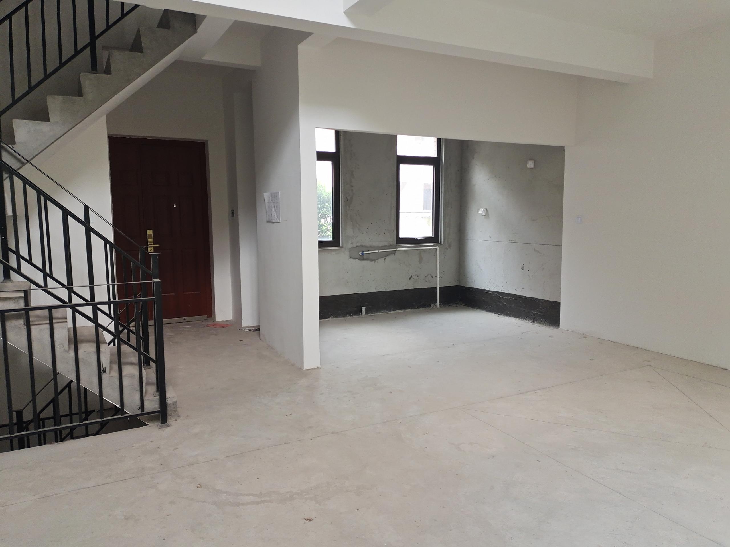 德庆苑 4室3厅3卫 135.11m&sup2;