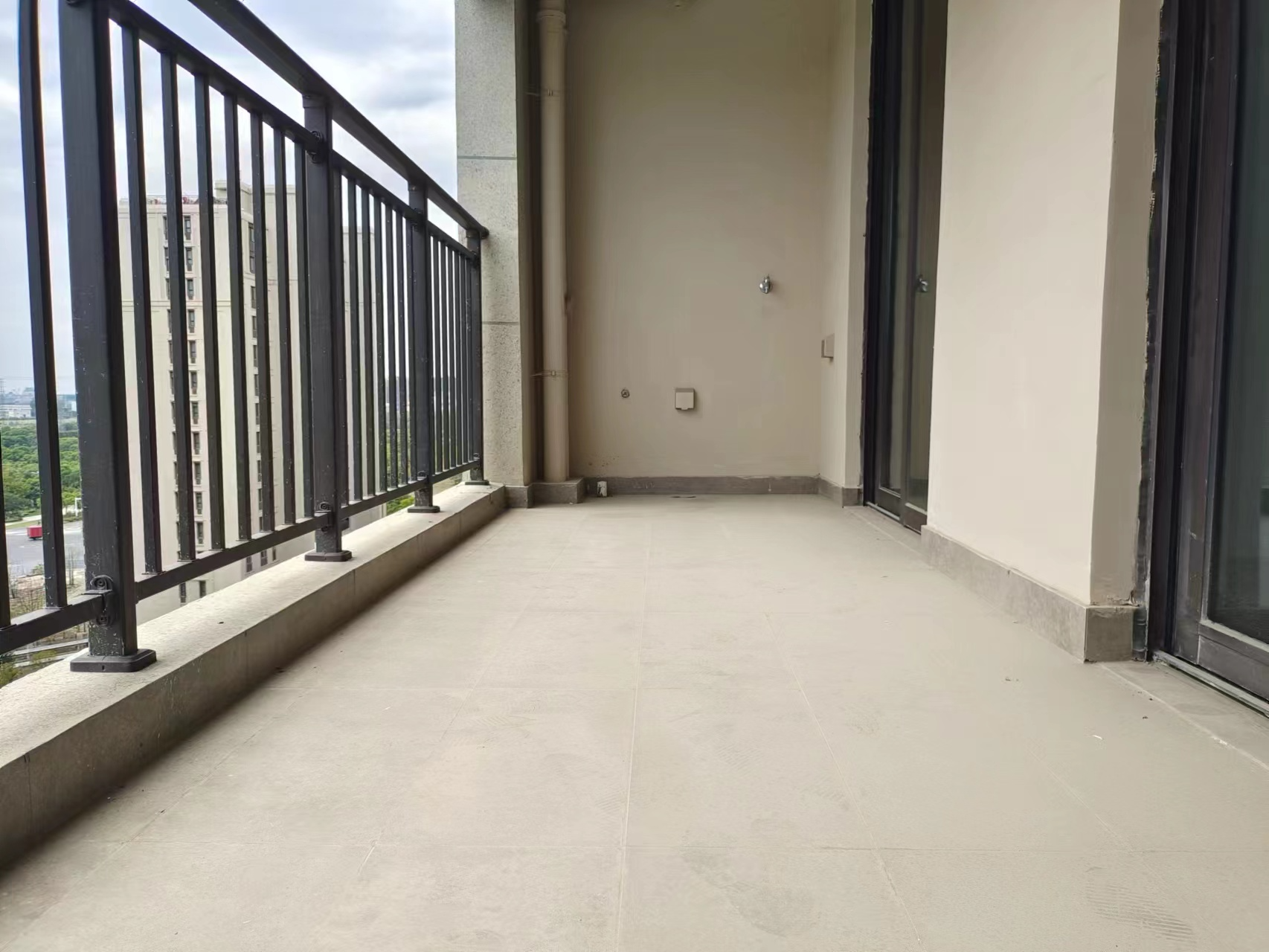 中海上东区 3室2厅2卫 125m&sup2;