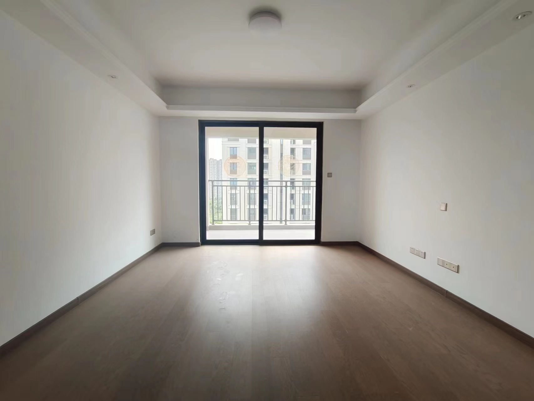 中海上东区 3室2厅2卫 125m&sup2;