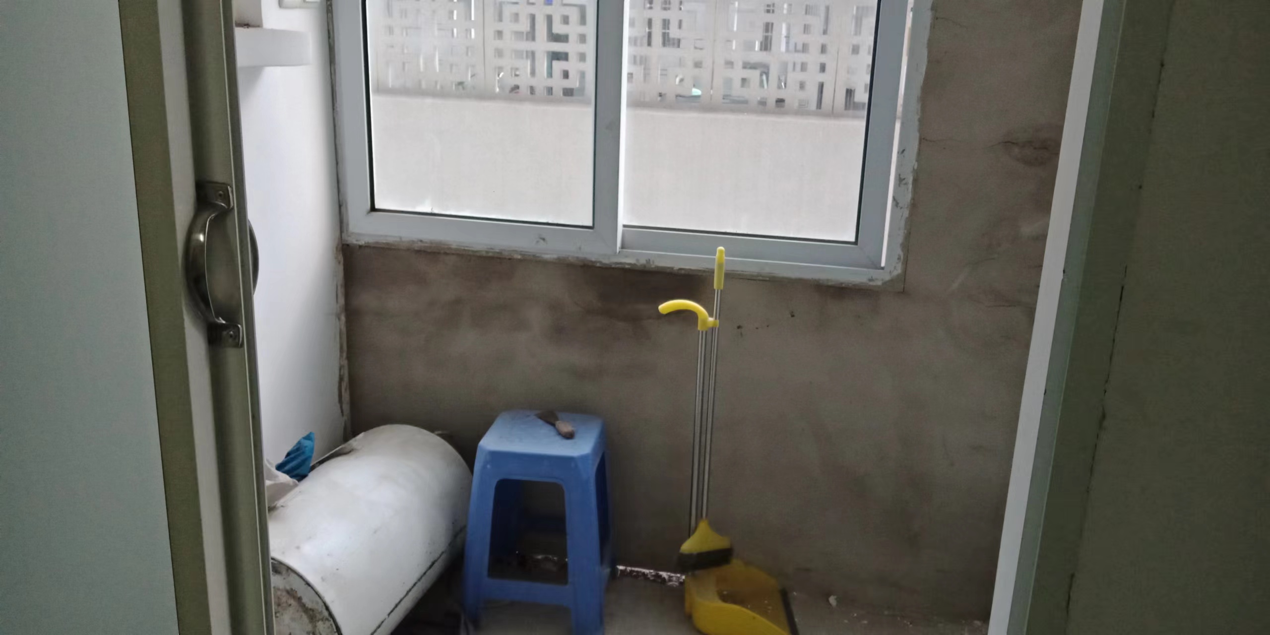 北郭东村北区 4室1厅1卫 122.00m&sup2;