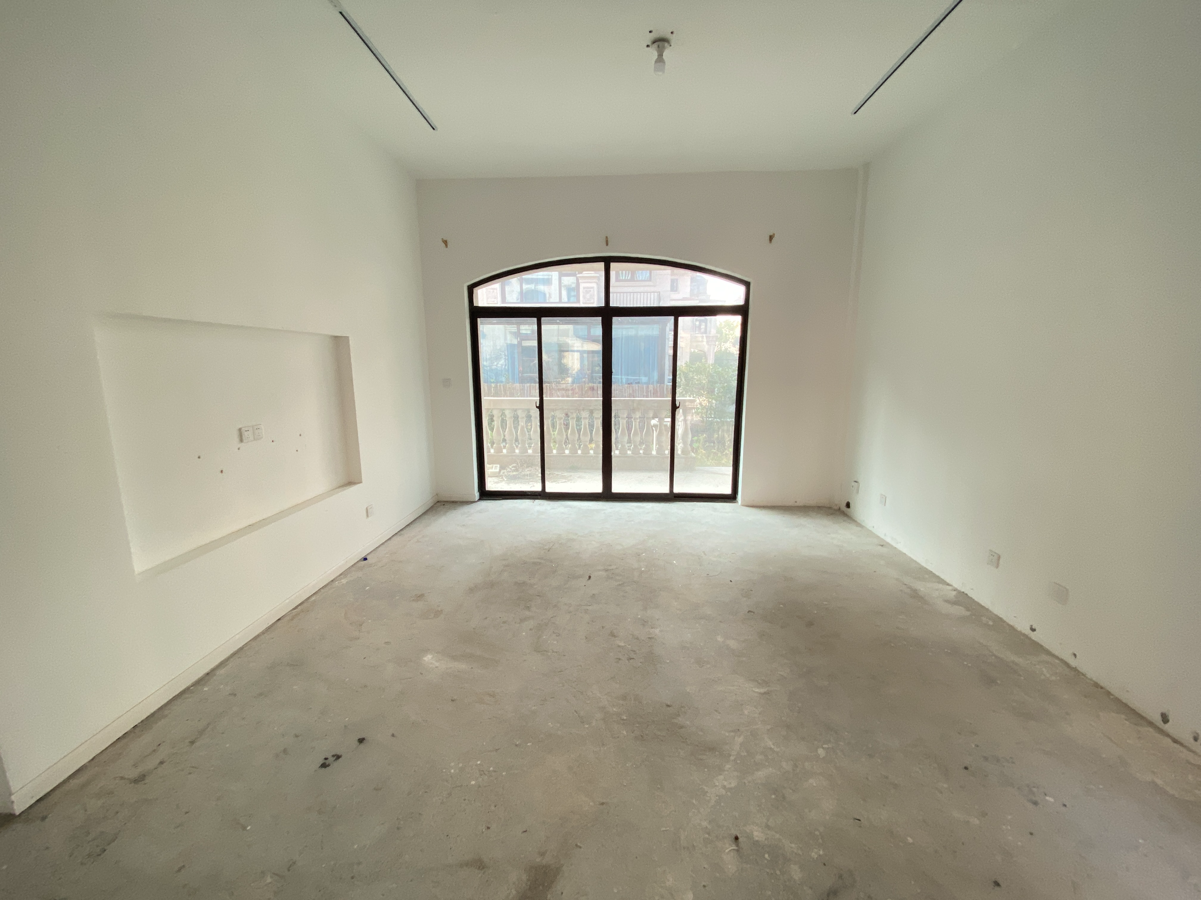 碧桂园(南通经济技术开发区) 5室3厅3卫 248m&sup2;