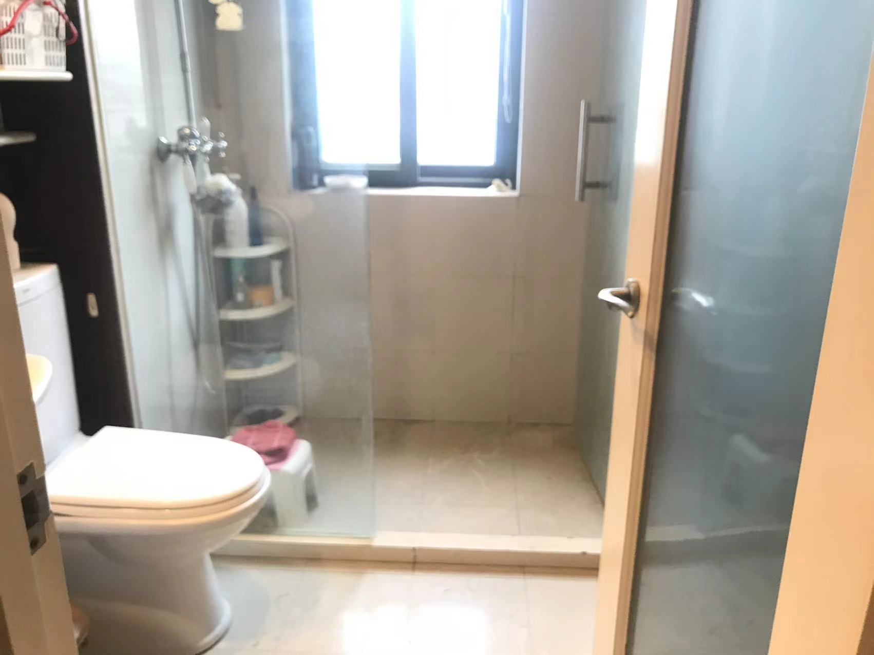 都市华城 3室2厅2卫 152m&sup2;