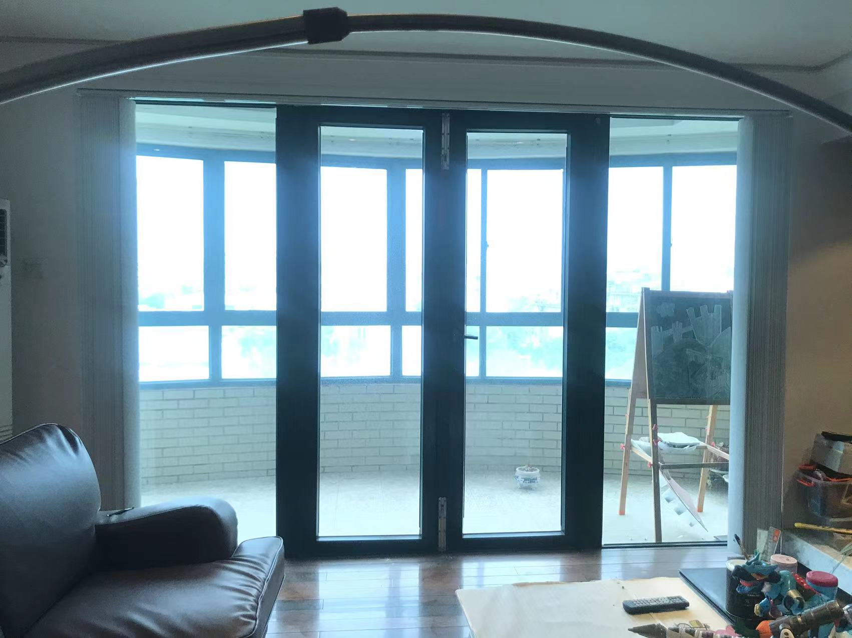 都市华城 3室2厅2卫 152m&sup2;