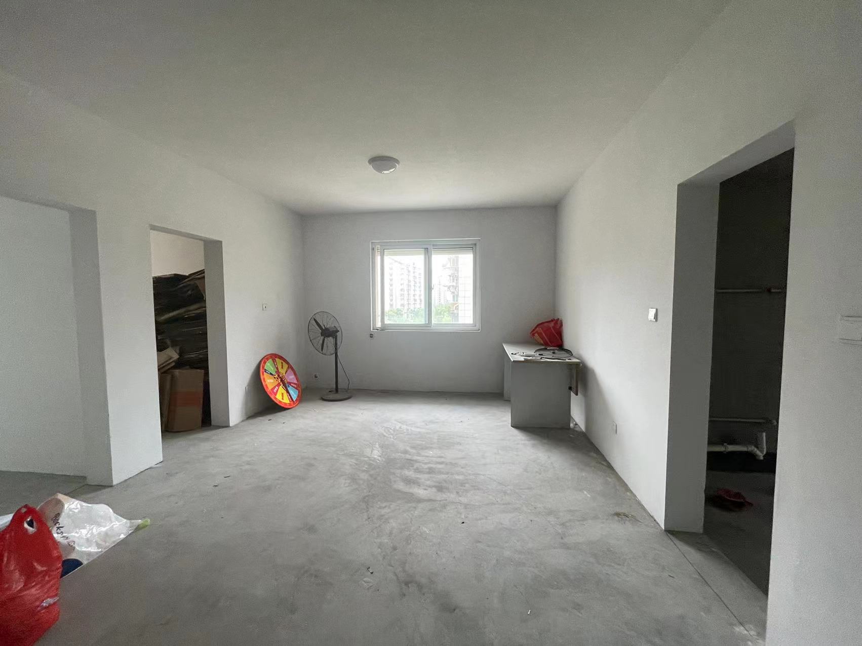 天香苑 3室2厅1卫 108m²
