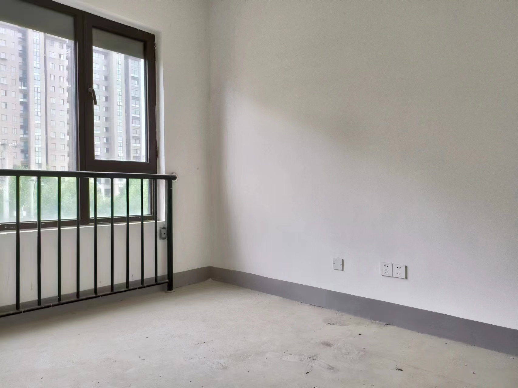 佳期漫 4室2厅3卫 168m&sup2;