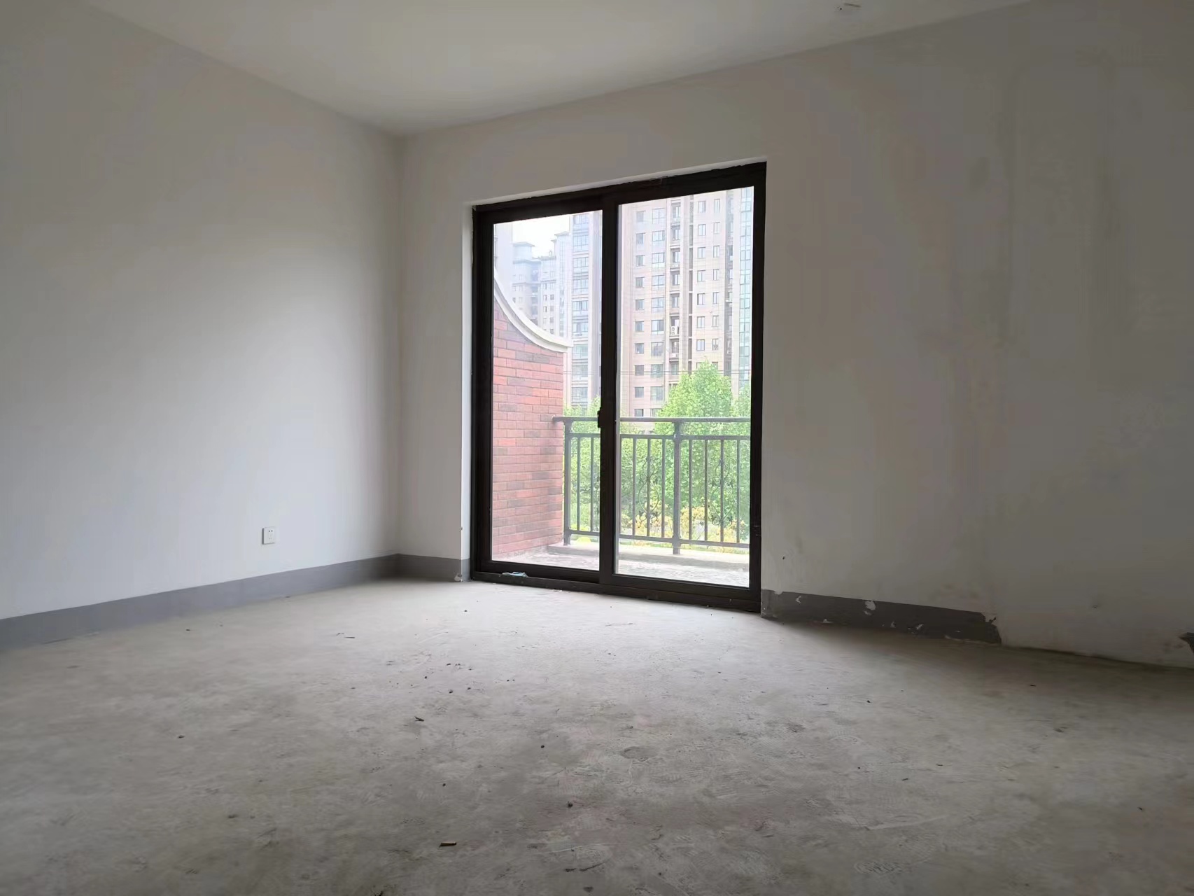 佳期漫 4室2厅3卫 168m&sup2;