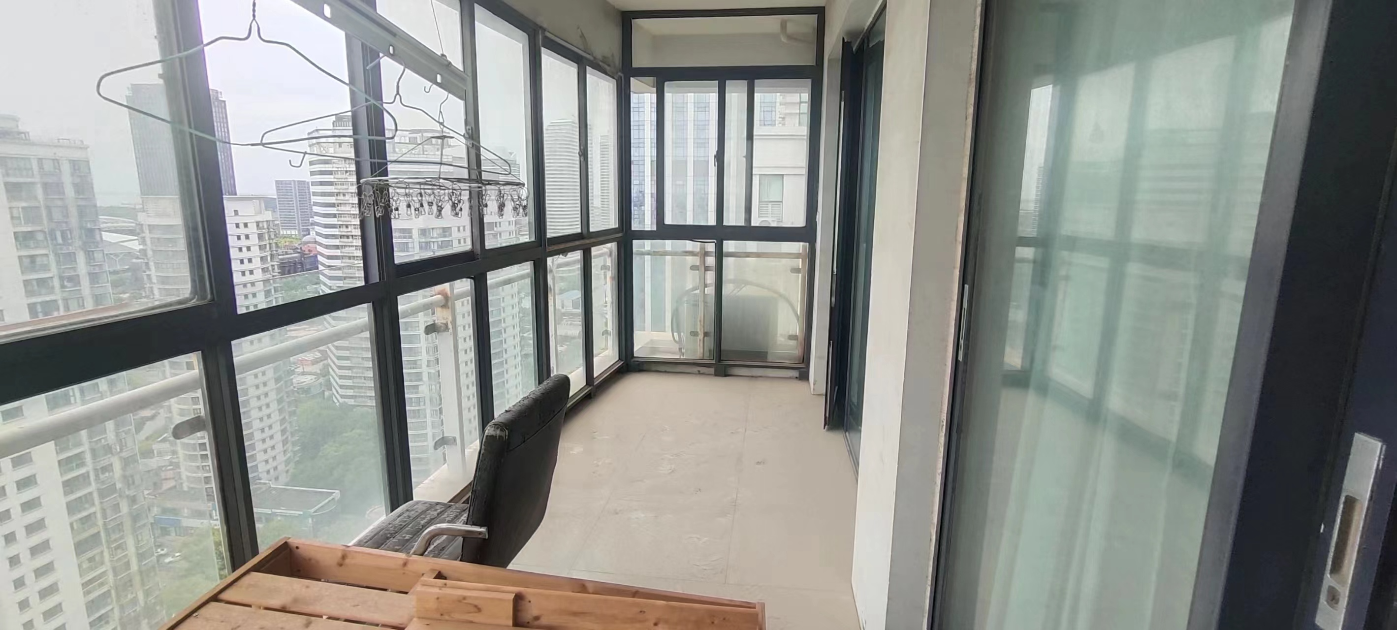 中南世纪城北区 2室2厅1卫 106m&sup2;