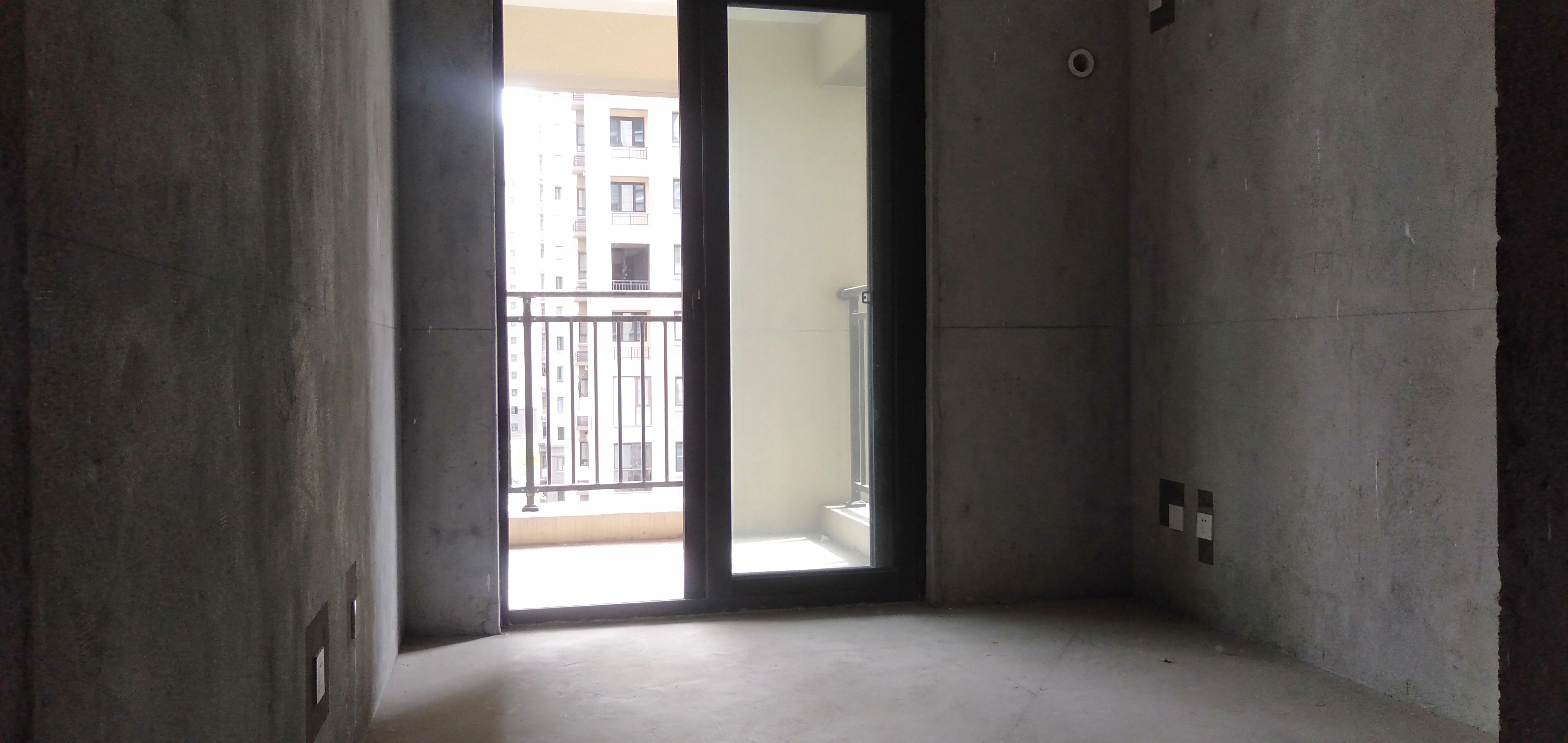 观澜台 3室2厅2卫 102.00m&sup2;