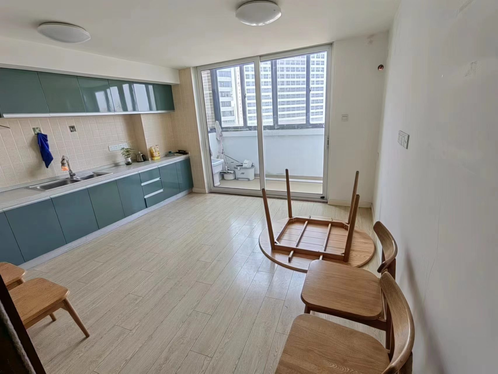 金海岸国际广场 2室1厅1卫 102m&sup2;