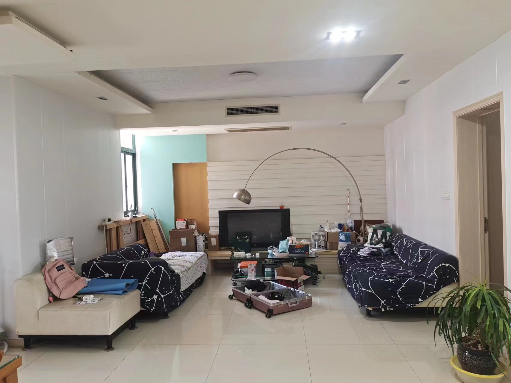 城东小区 3室2厅2卫 110.00m²