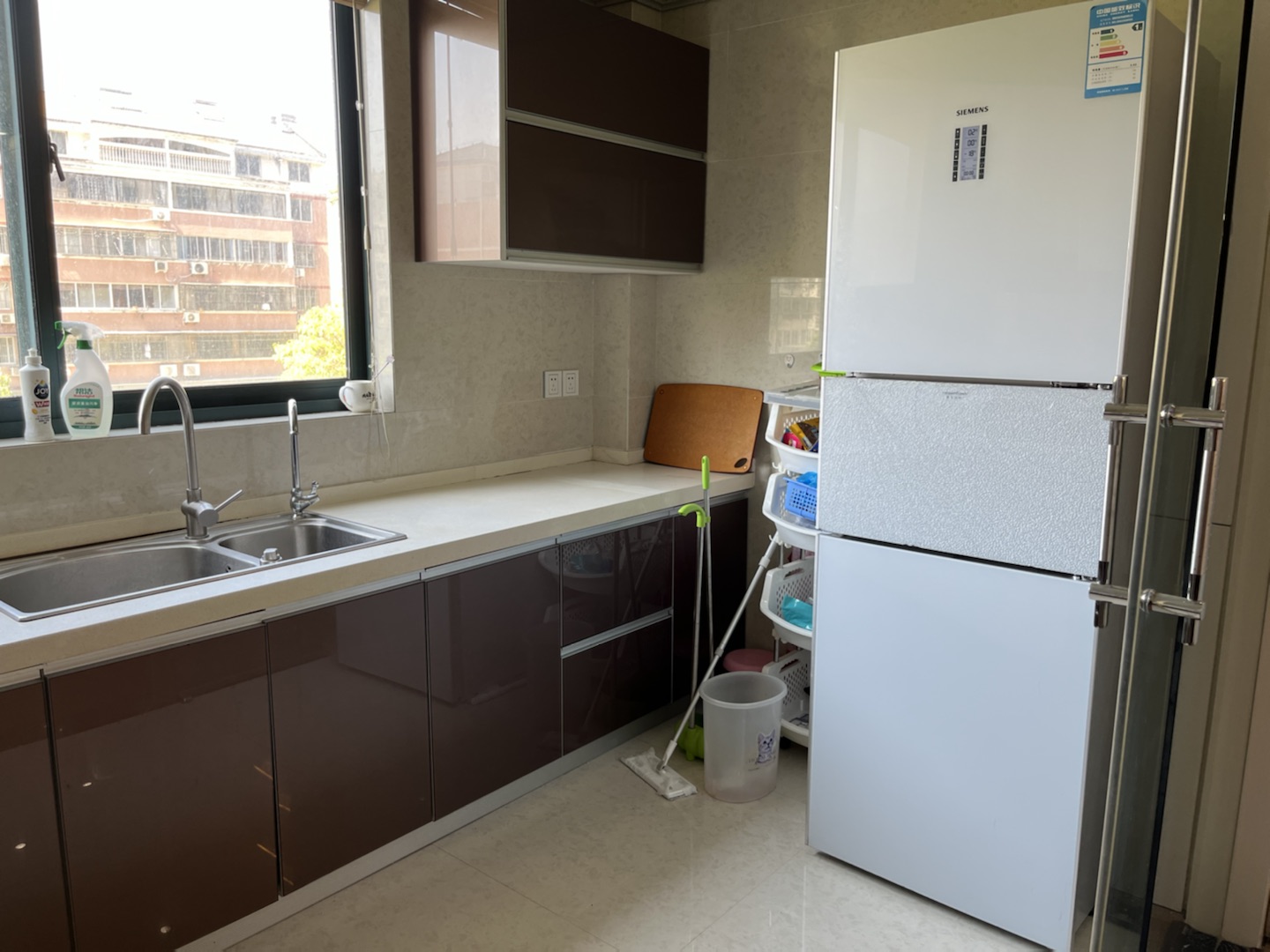 名人世家 3室2厅2卫 143.00m&sup2;