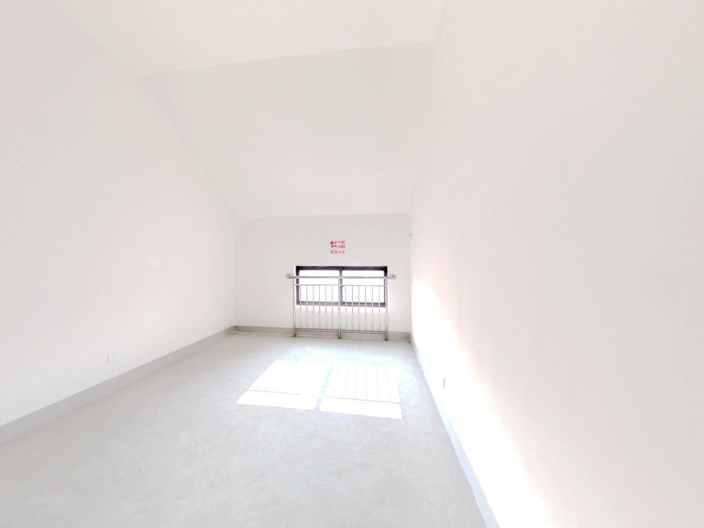 外滩花苑 4室2厅2卫 146m&sup2;