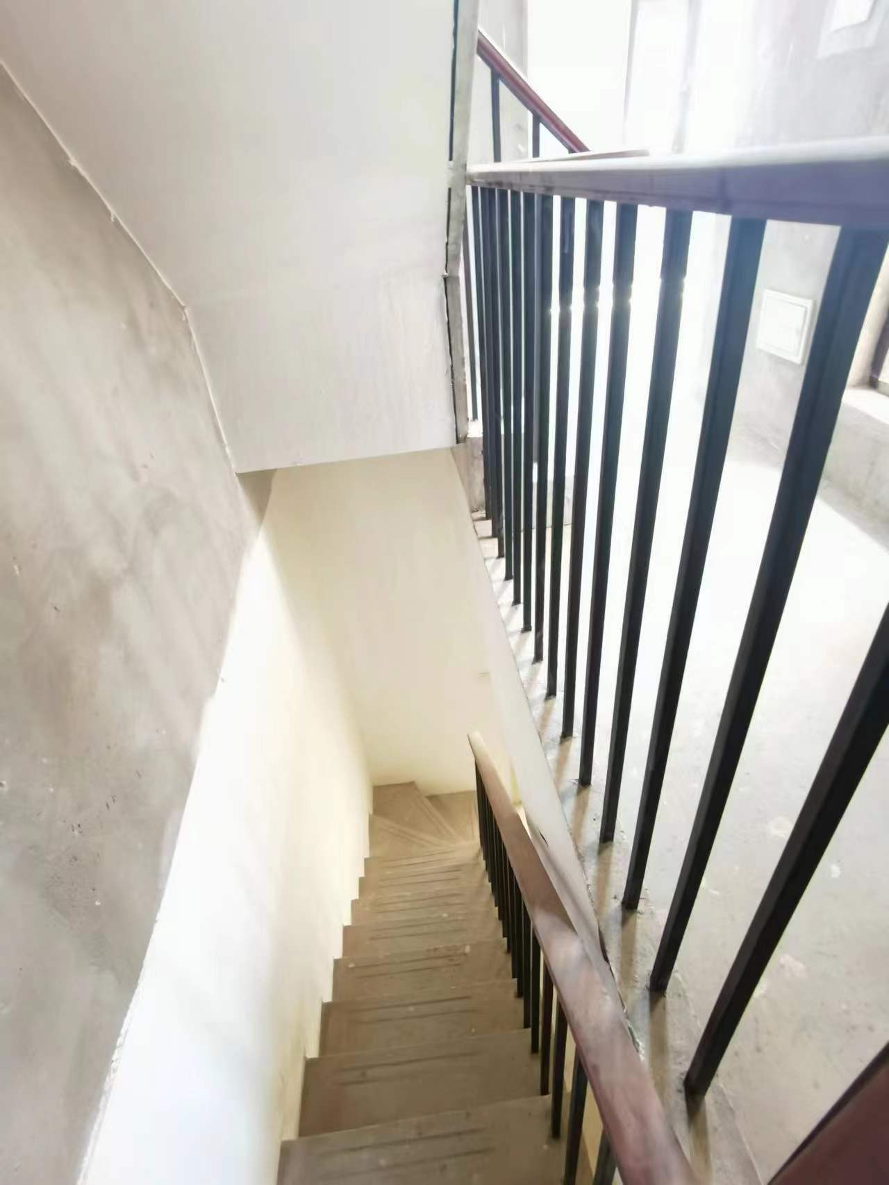 中兴兰溪荟 3室2厅2卫 130m²