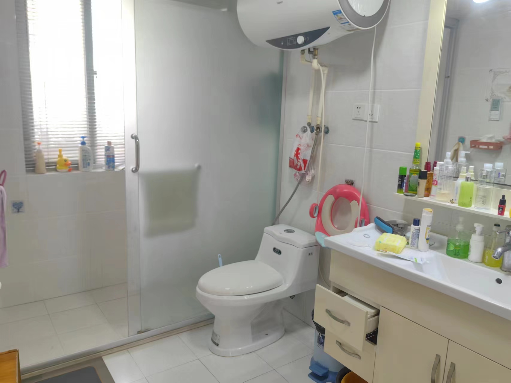 天山花苑 5室3厅2卫 233m&sup2;