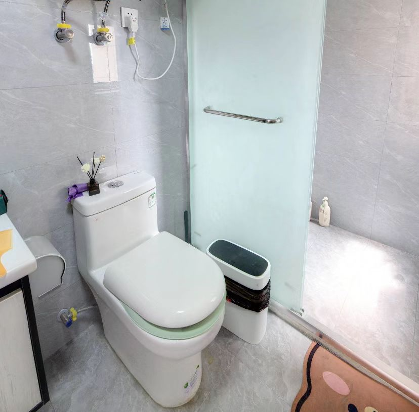 百花馨苑 2室1厅1卫 83m&sup2;