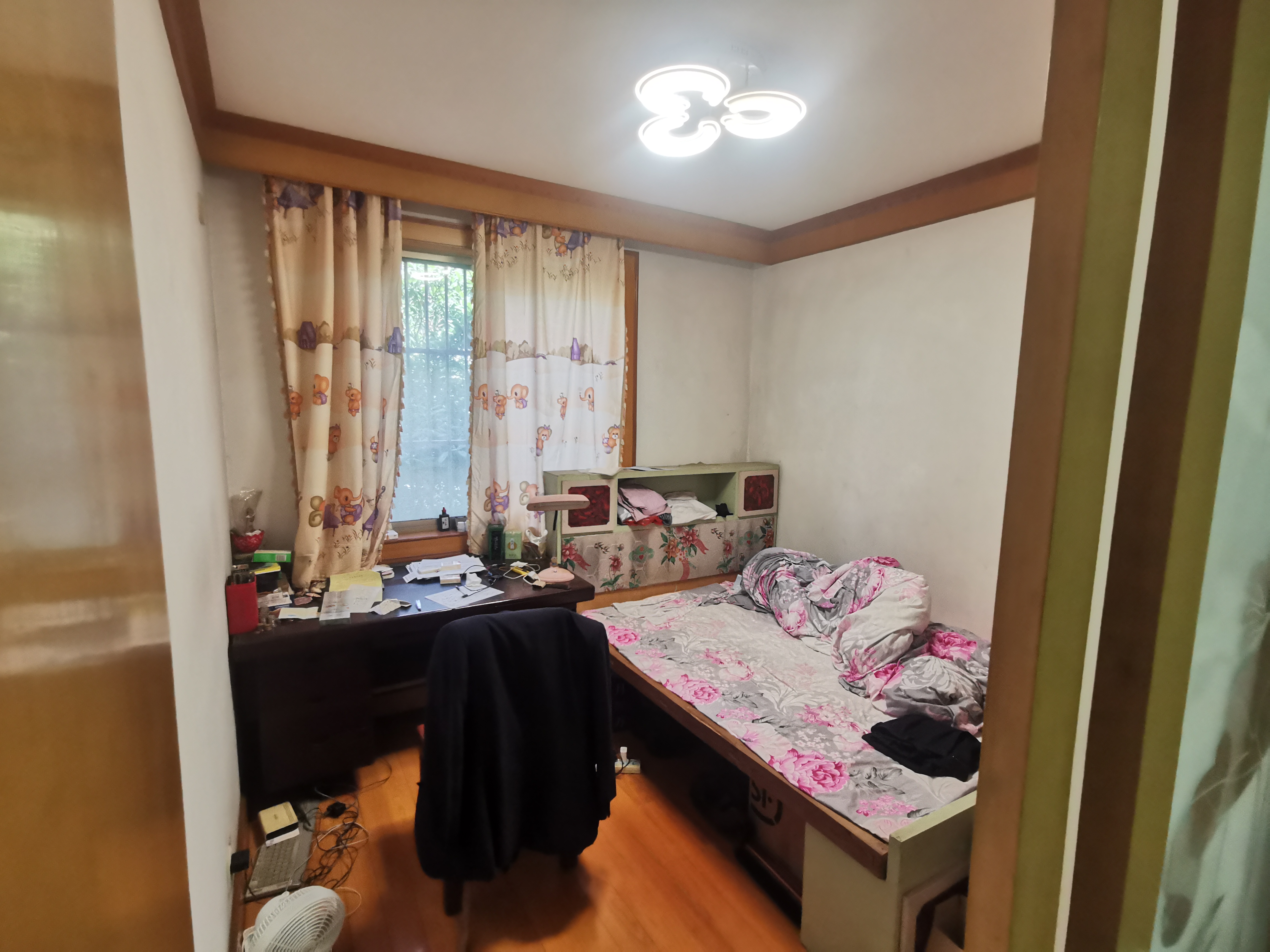 莲花苑 2室2厅1卫 105.00m&sup2;