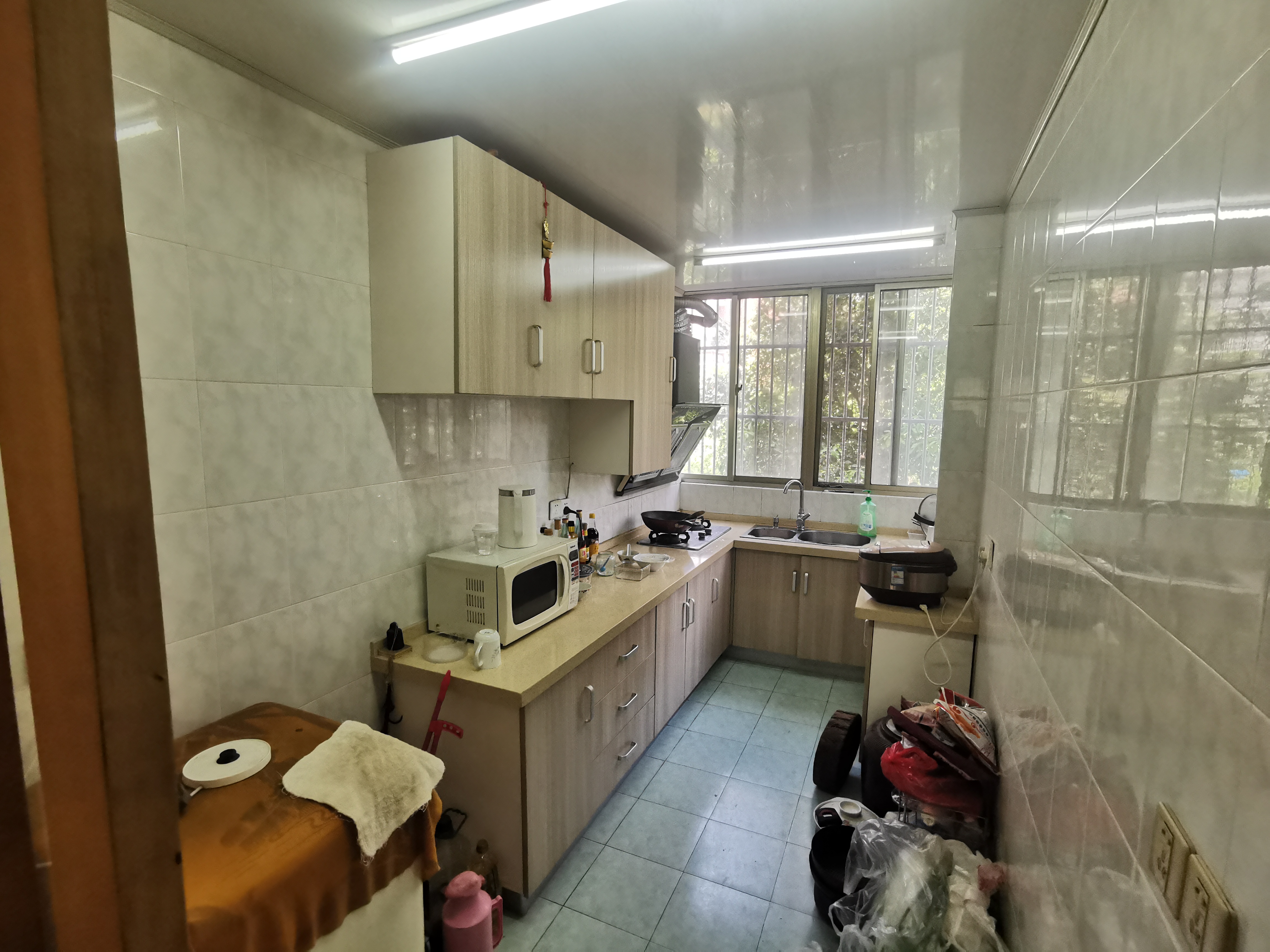 莲花苑 2室2厅1卫 105.00m&sup2;