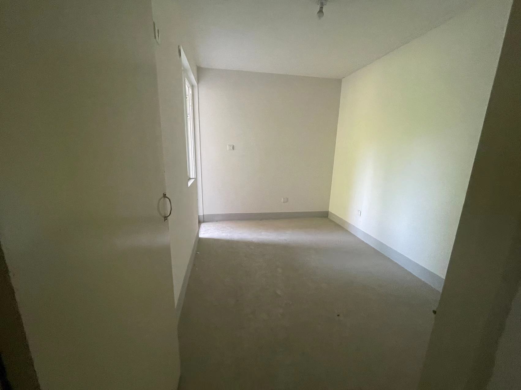 临江家园 3室2厅2卫 126m&sup2;