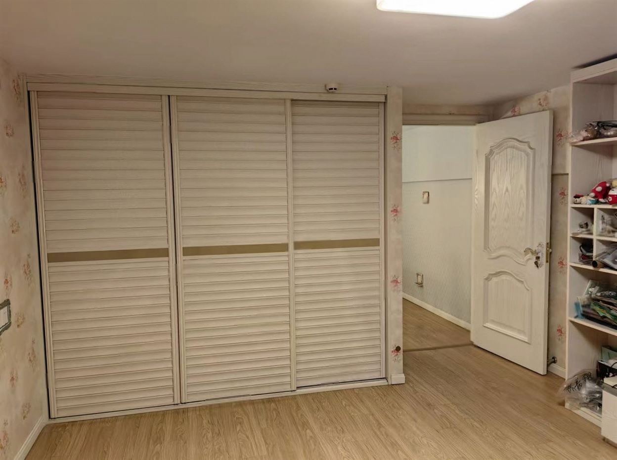 恒隆国际 2室2厅1卫 70m&sup2;