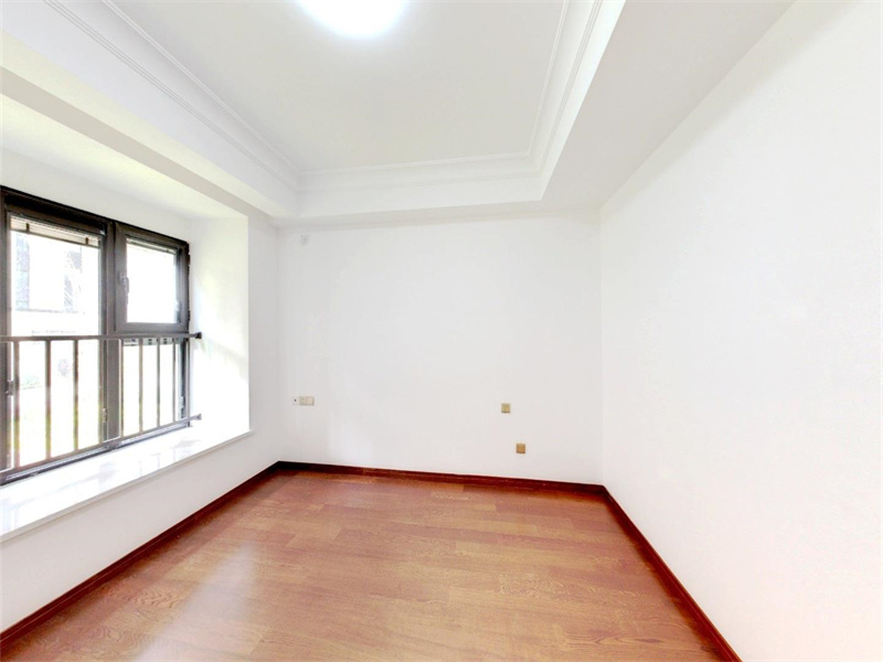 雍华府 3室2厅2卫 117.44m&sup2;