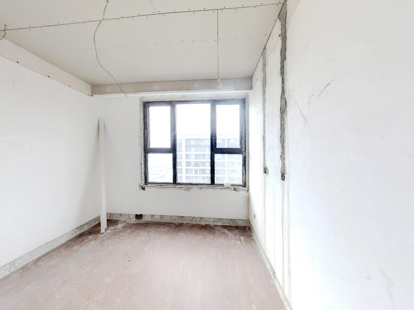 绿城沁园 4室2厅2卫 178m&sup2;