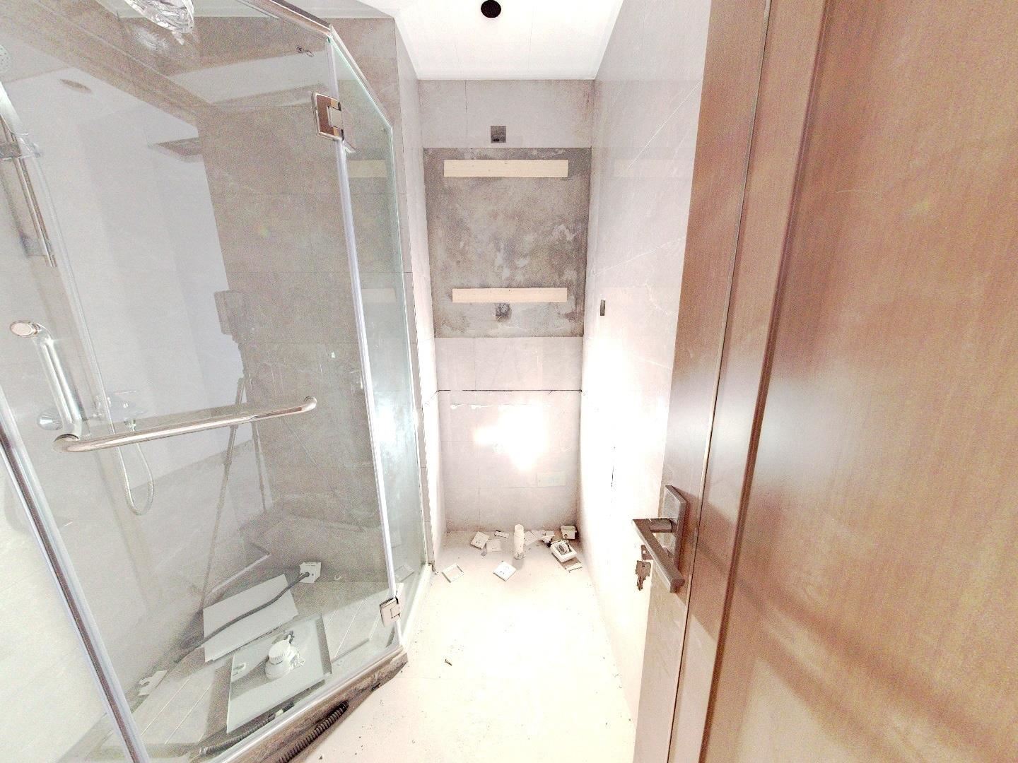 绿城沁园 4室2厅2卫 178m&sup2;