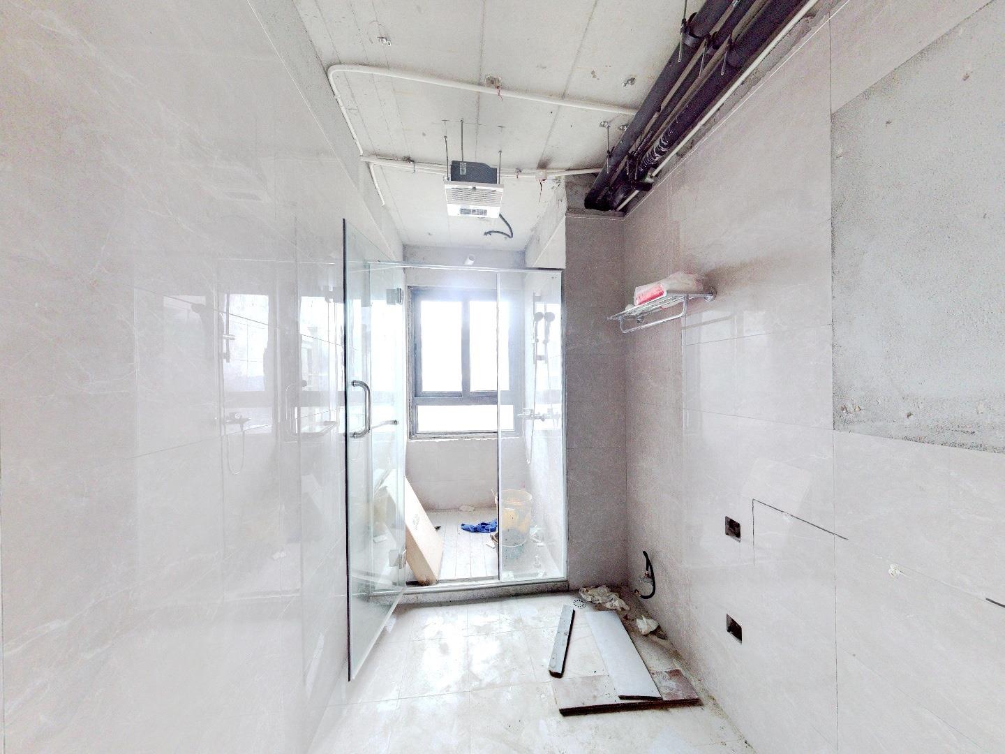 绿城沁园 4室2厅2卫 178m&sup2;