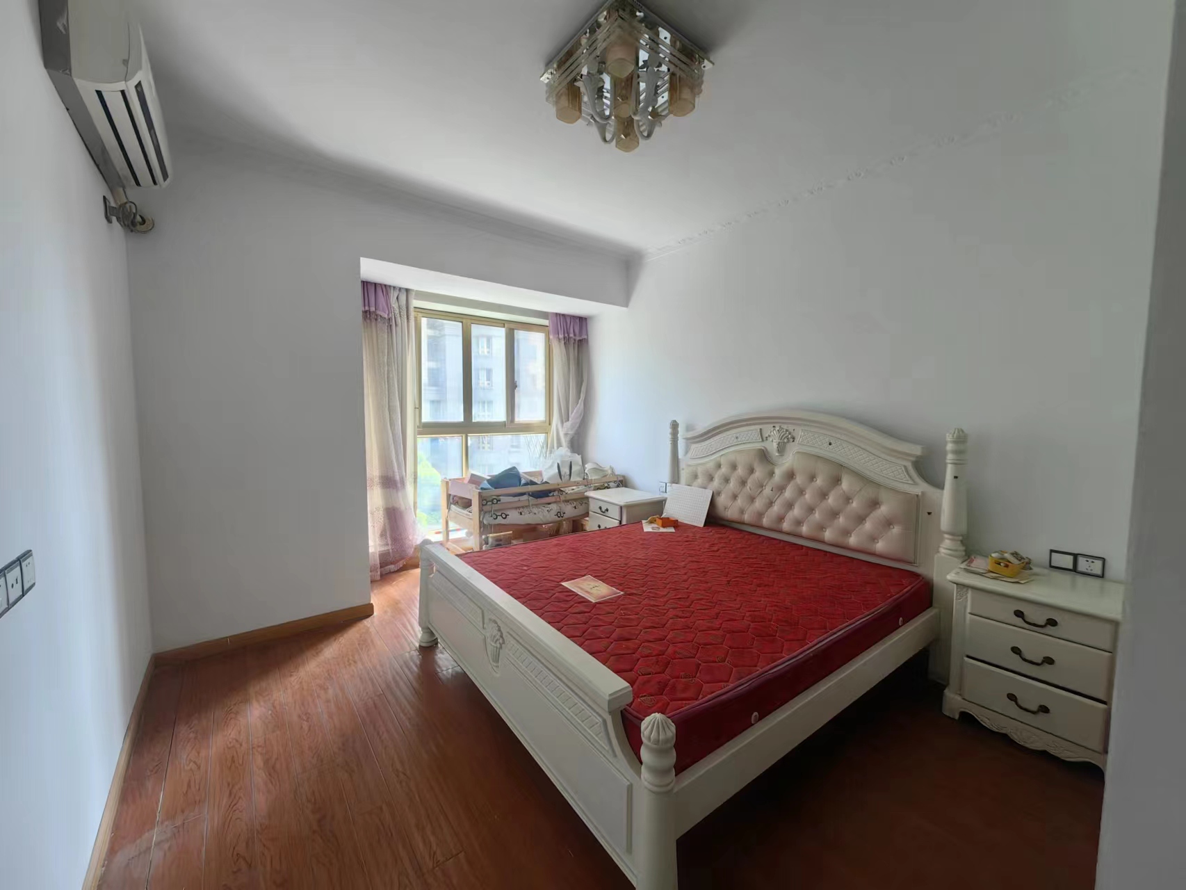恒盛豪庭 3室2厅2卫 132.7m&sup2;