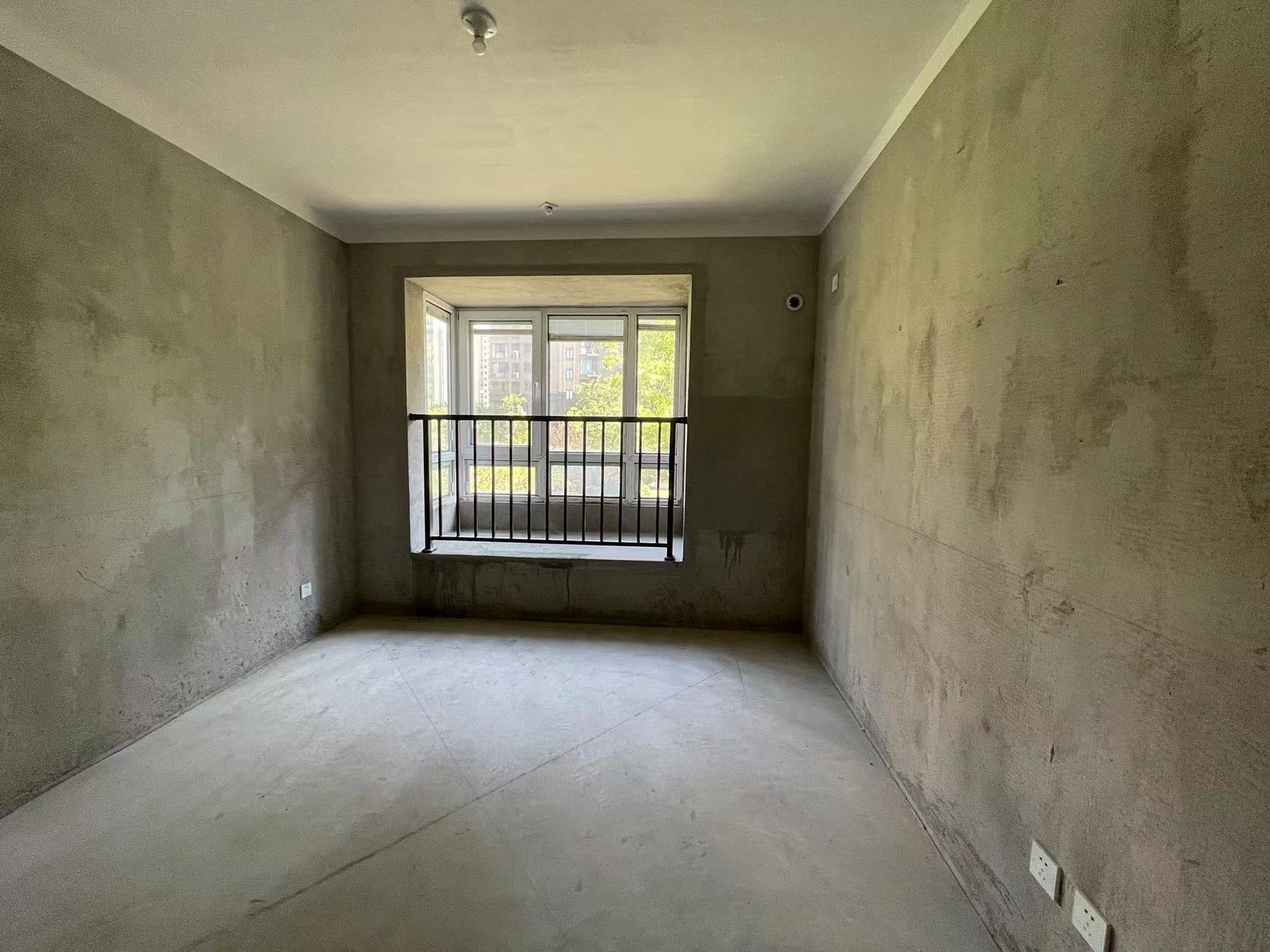 佳源都市 3室2厅2卫 108m&sup2;