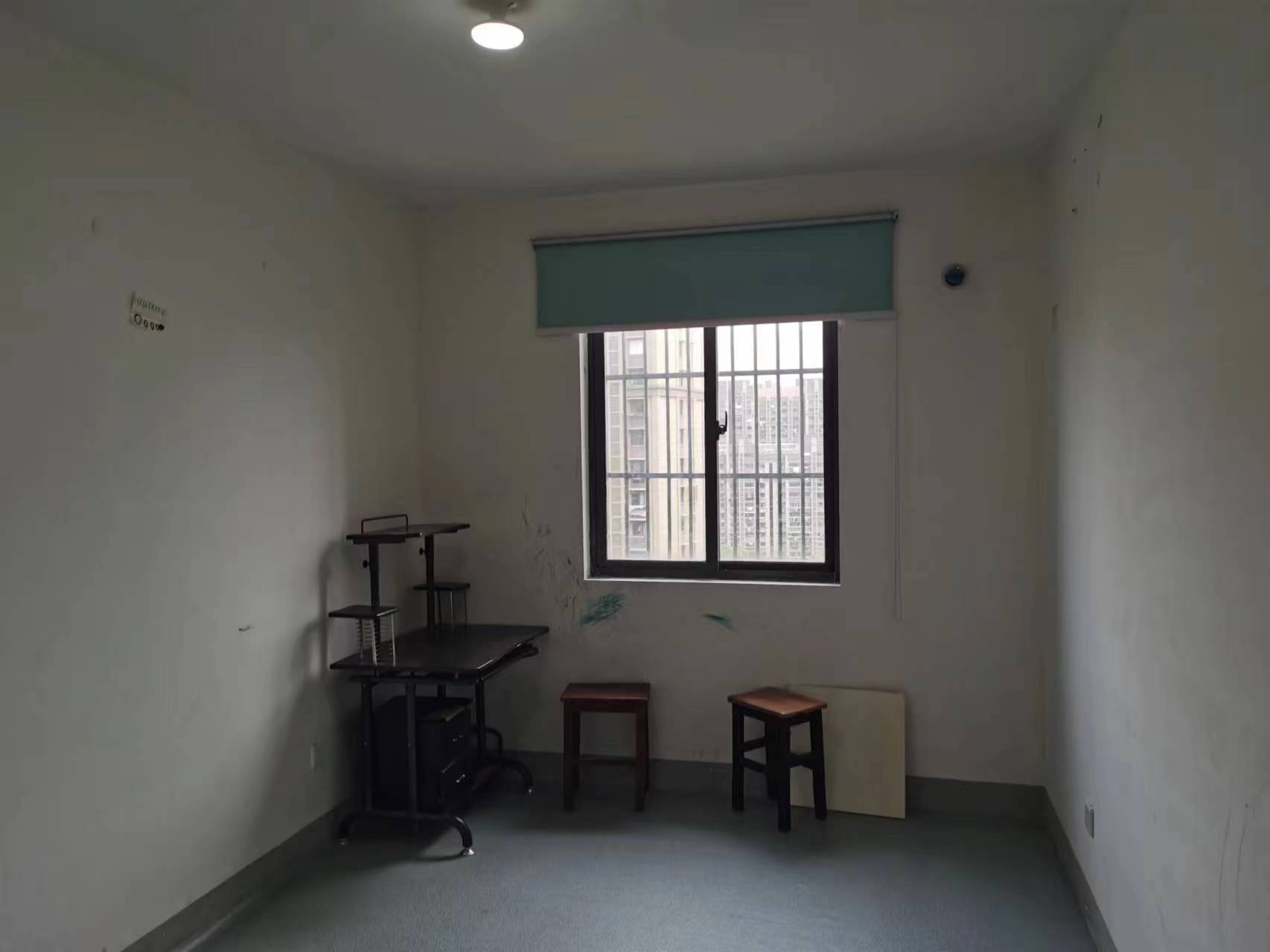 江景苑小区 3室2厅2卫 137.00m&sup2;