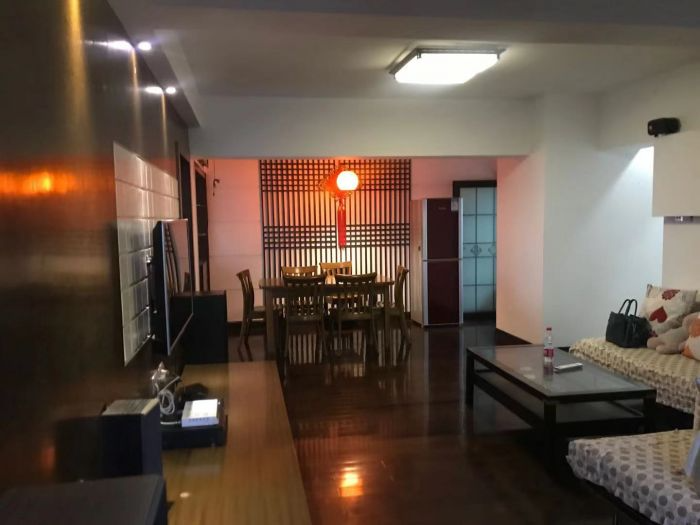中南大厦 2室1厅1卫 108m&sup2;