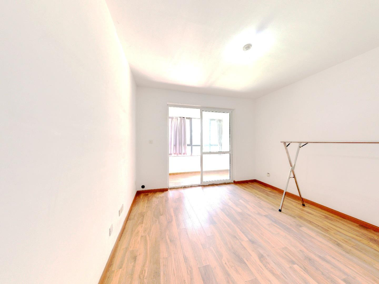 中港城 2室2厅1卫 87.7m²