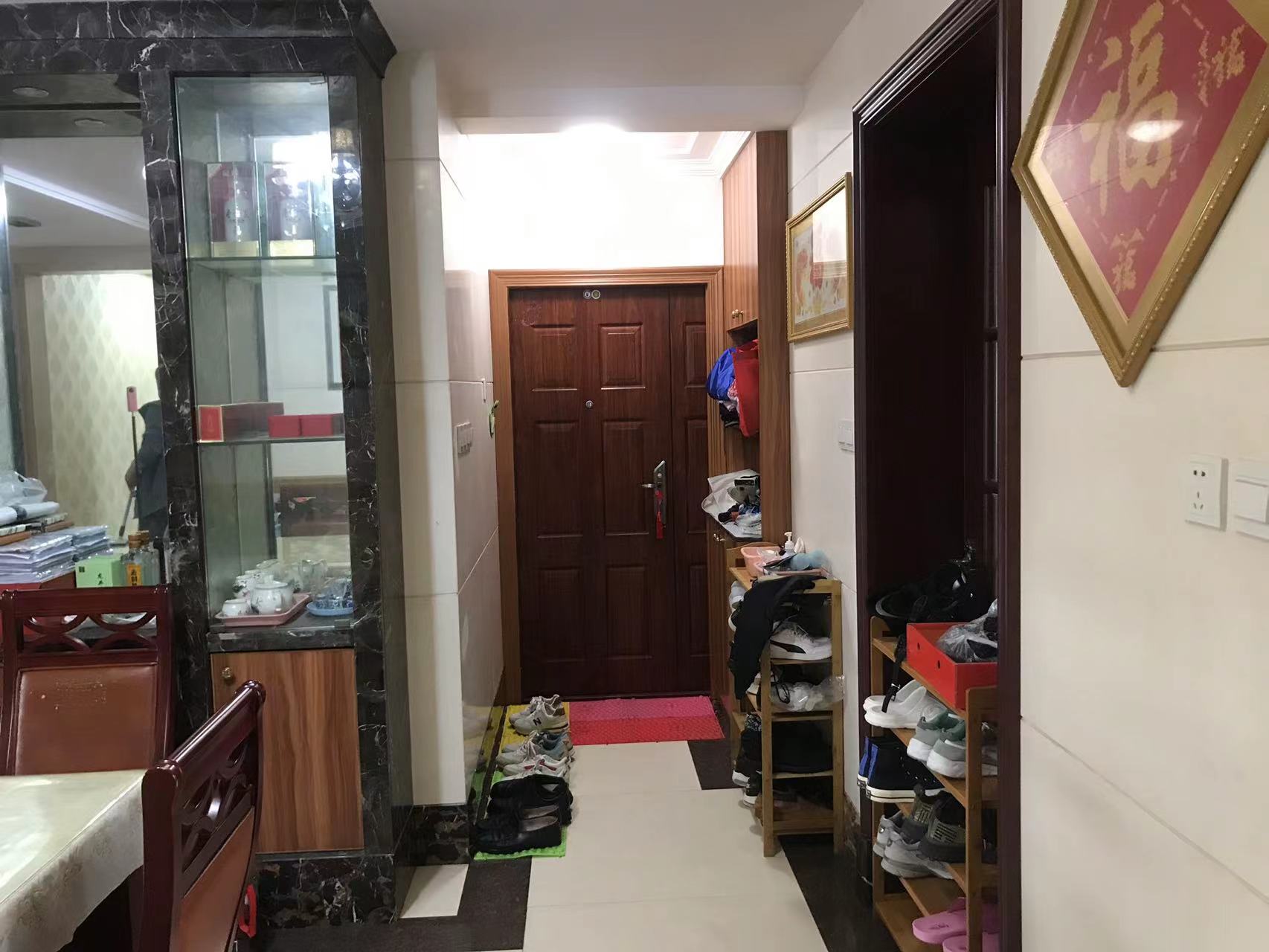 景华城 3室2厅2卫 149.00m&sup2;