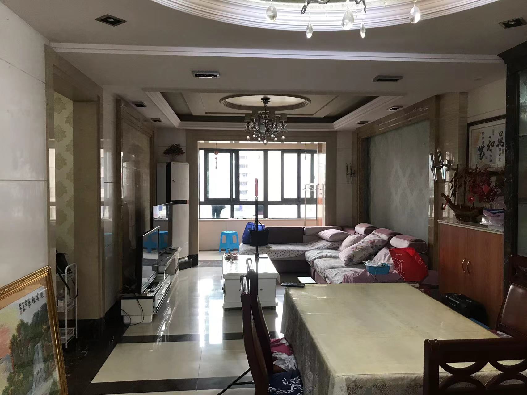 景华城 3室2厅2卫 149.00m&sup2;