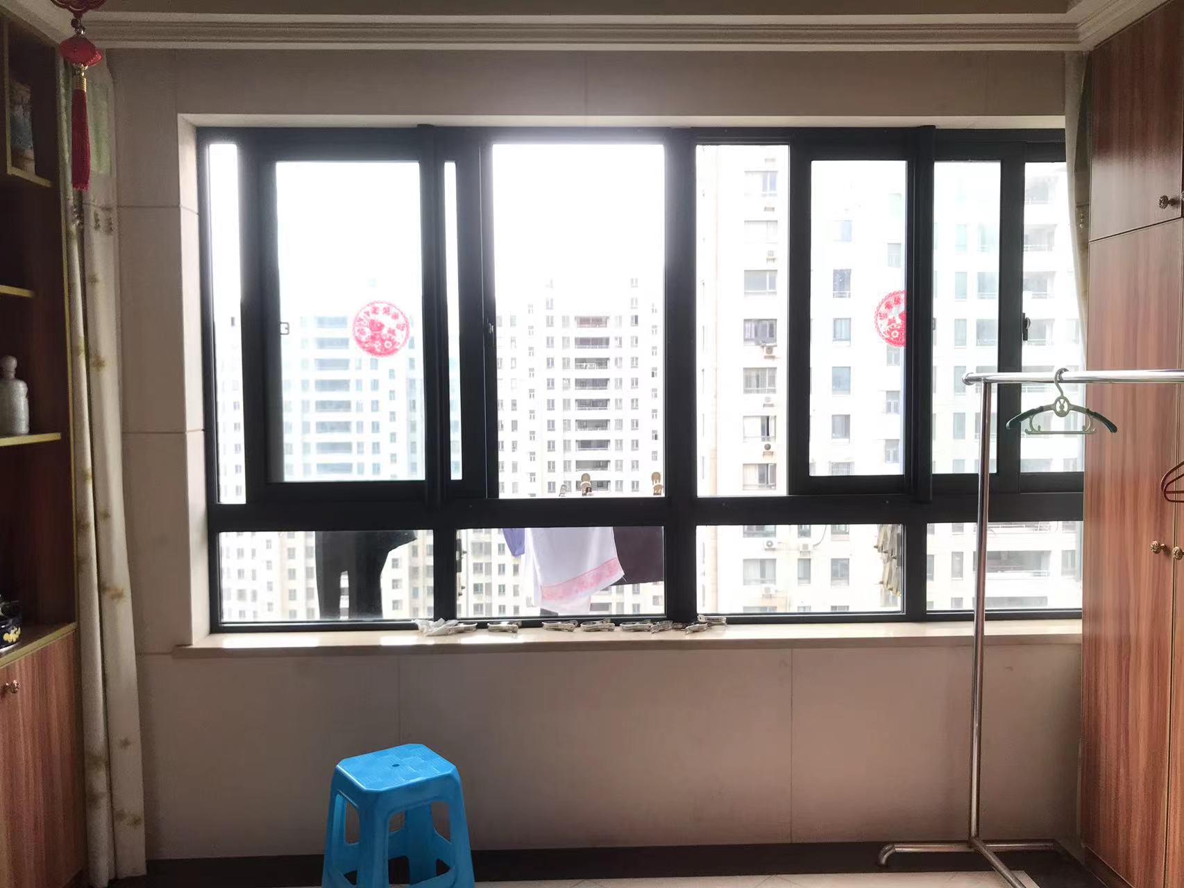 景华城 3室2厅2卫 149.00m&sup2;