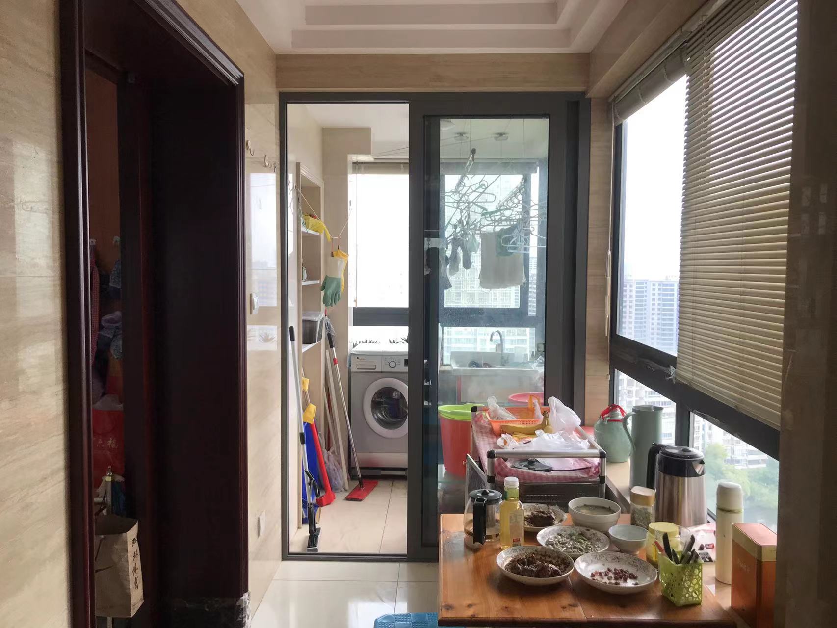 景华城 3室2厅2卫 149.00m&sup2;