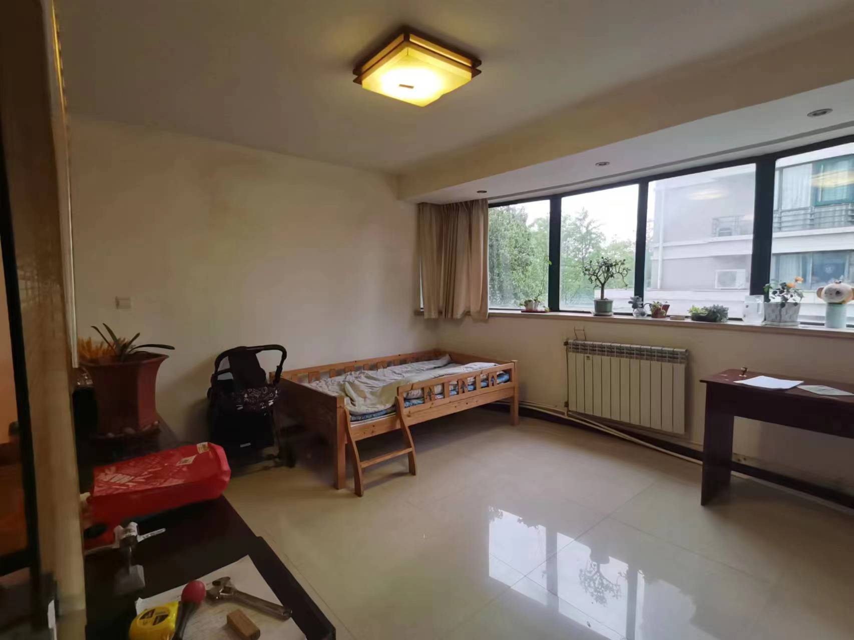 凤凰莱茵苑 4室2厅2卫 160.36m&sup2;